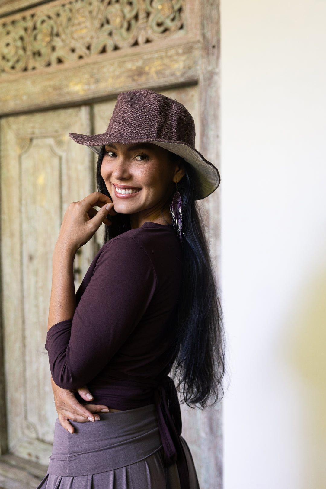 Wide brim hemp hat for women - ethically made in Nepal