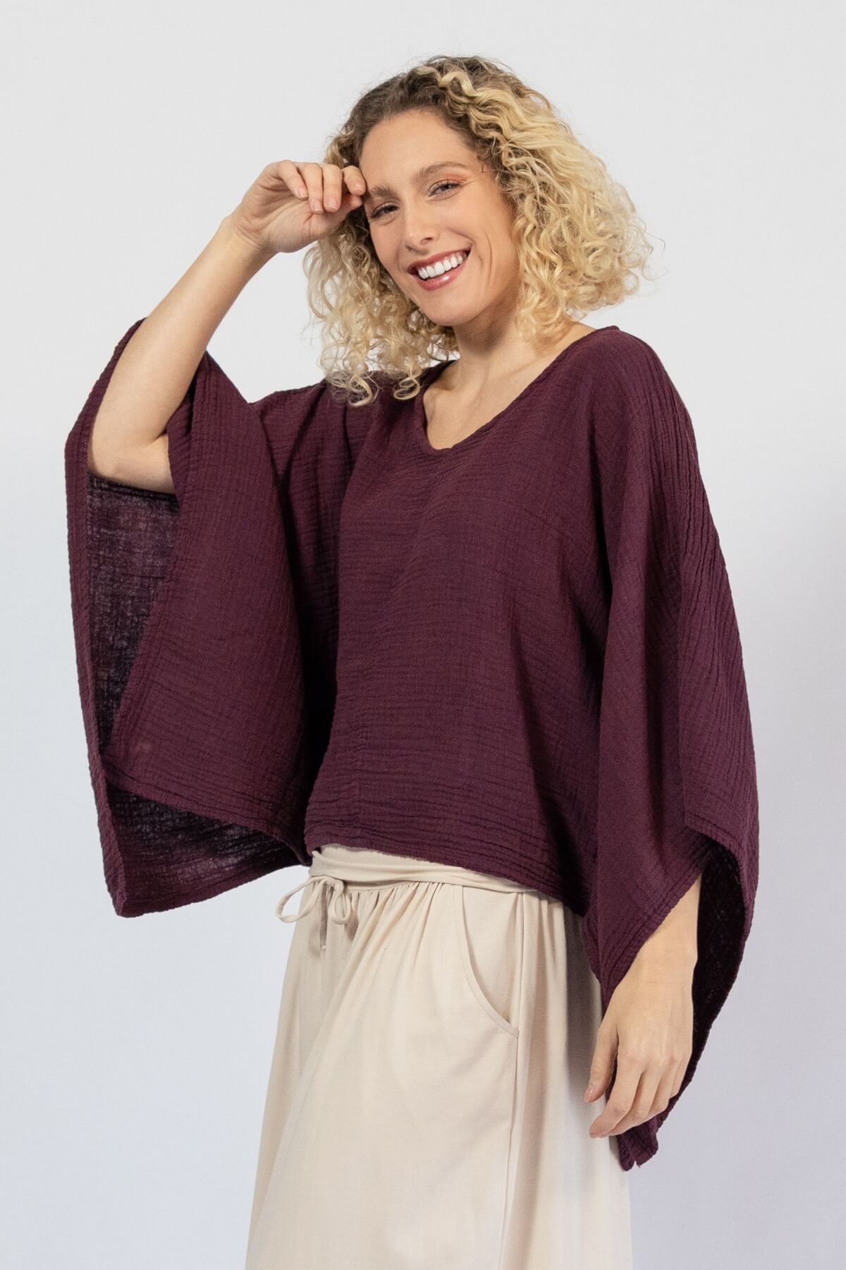 Lightweight muslin cotton flow top for women β left side view