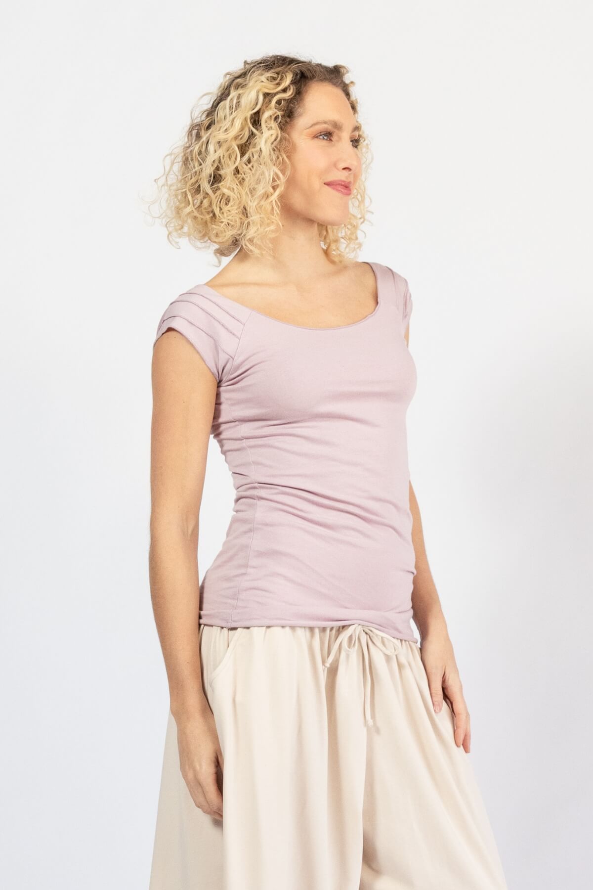 Organic cotton top for women - with wide sleeves