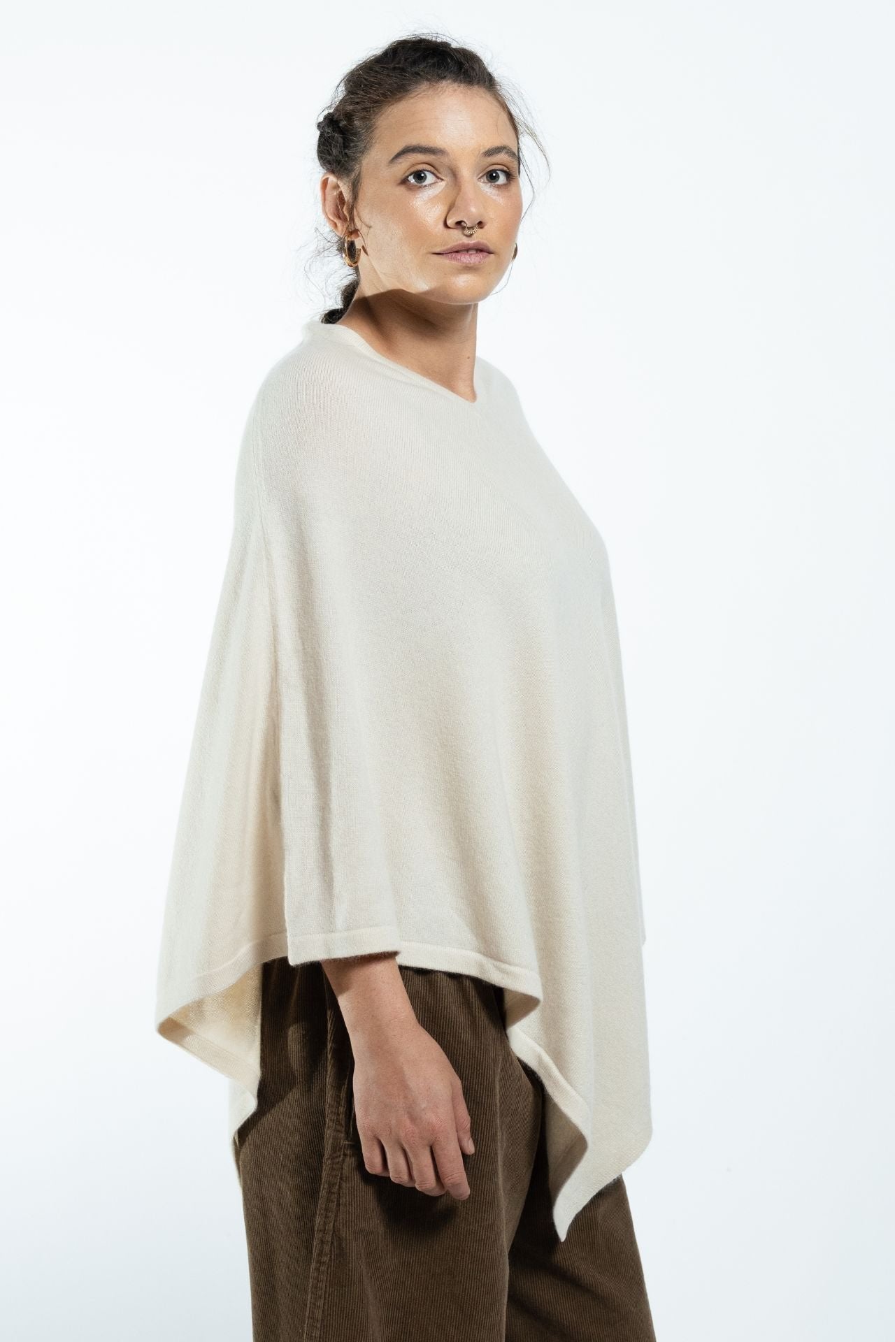 Surya Australia Ethical Cashmere Poncho made in Nepal - Oatmeal