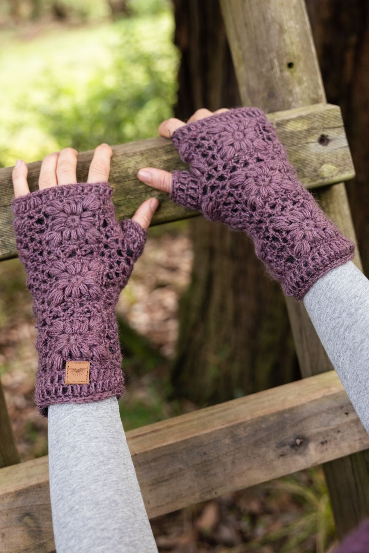 Surya Australia Woolen Hand warmers from Nepal - Purple