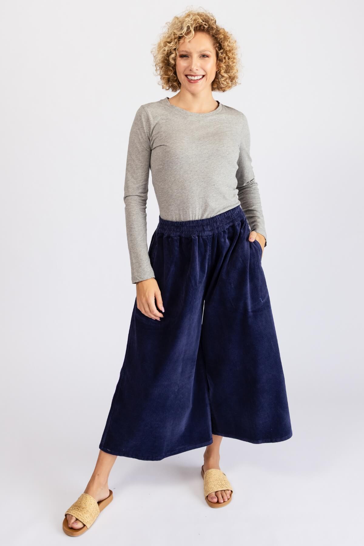 Surya Corduroy Pants - dark blue colour