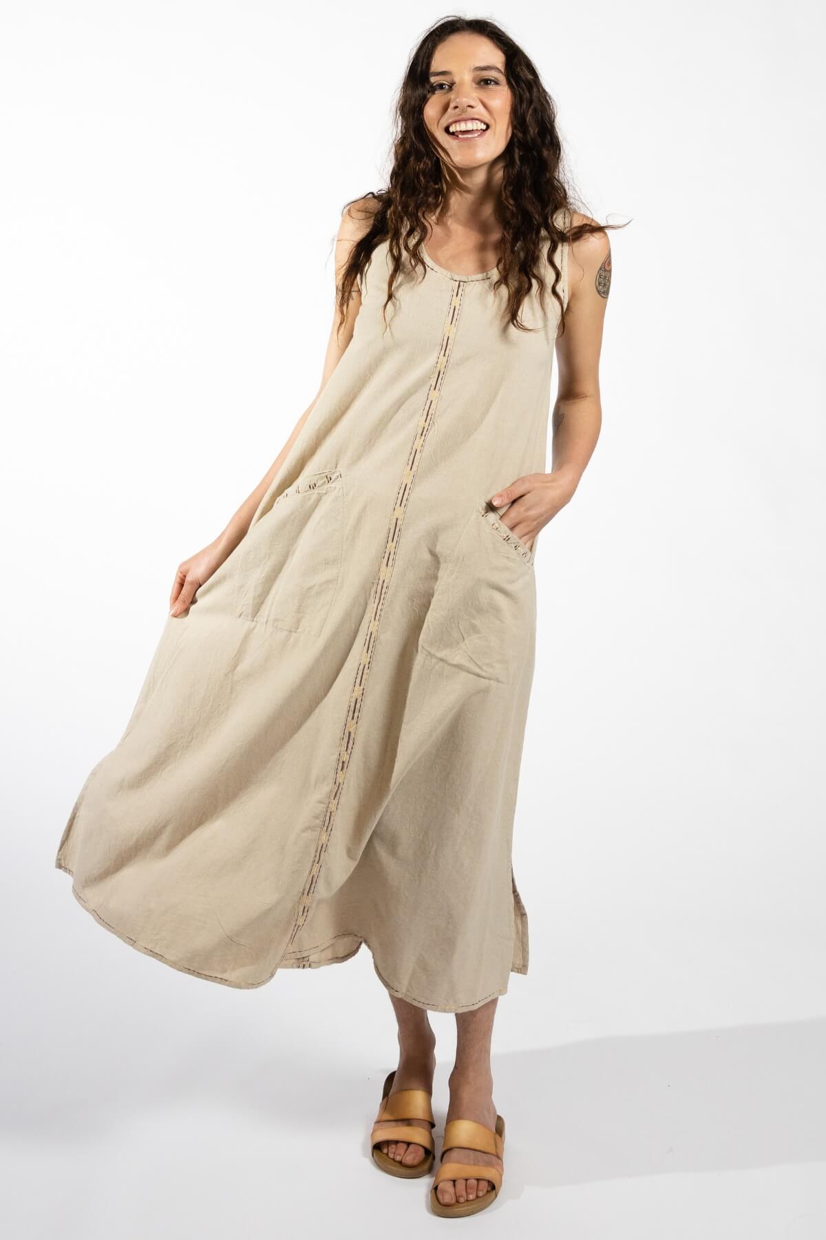 Surya Embroidered Cotton 'Calliope' Dress - large front pockets