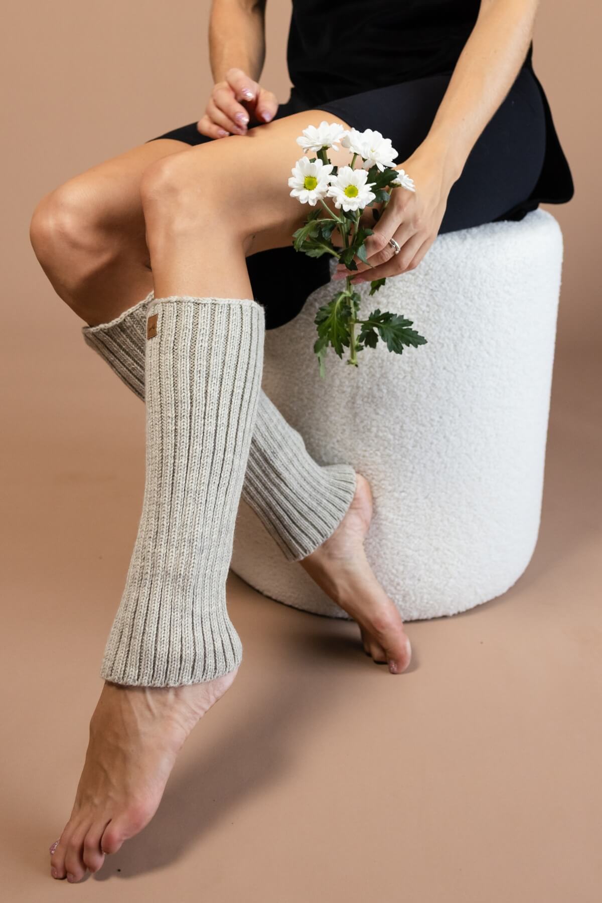 Surya Ethical Merino Wool Leg Warmers - detail