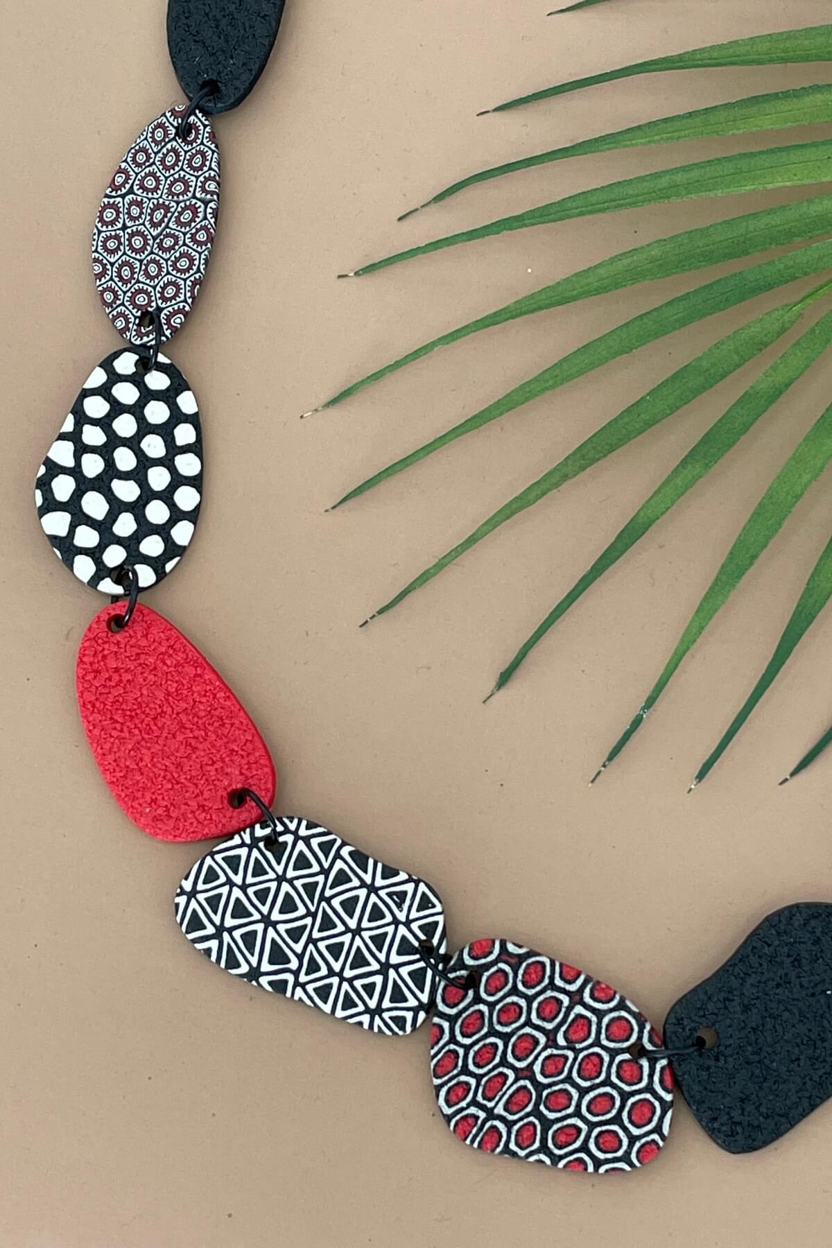 Surya Polymer Clay Disc Necklace - filigree tecnique