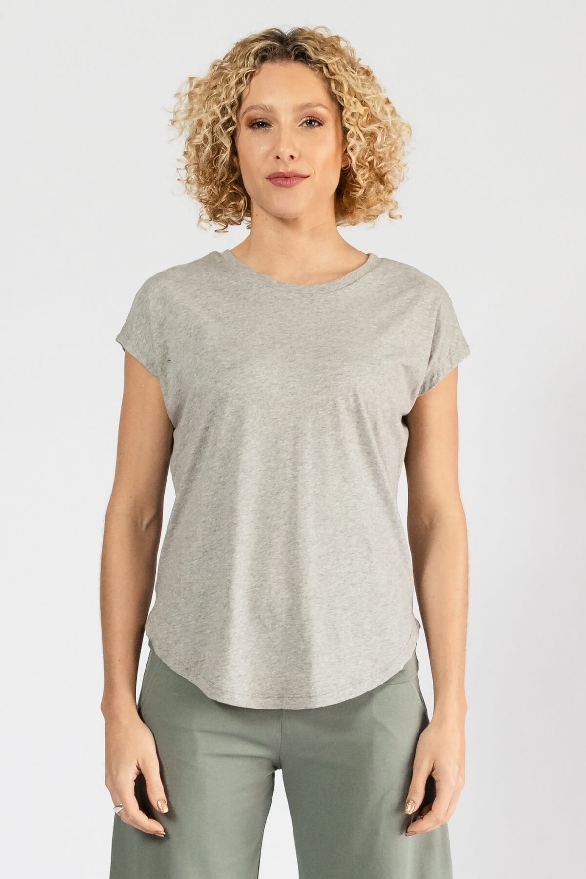 Surya Organic Cotton Basic Tee - rounded neckline
