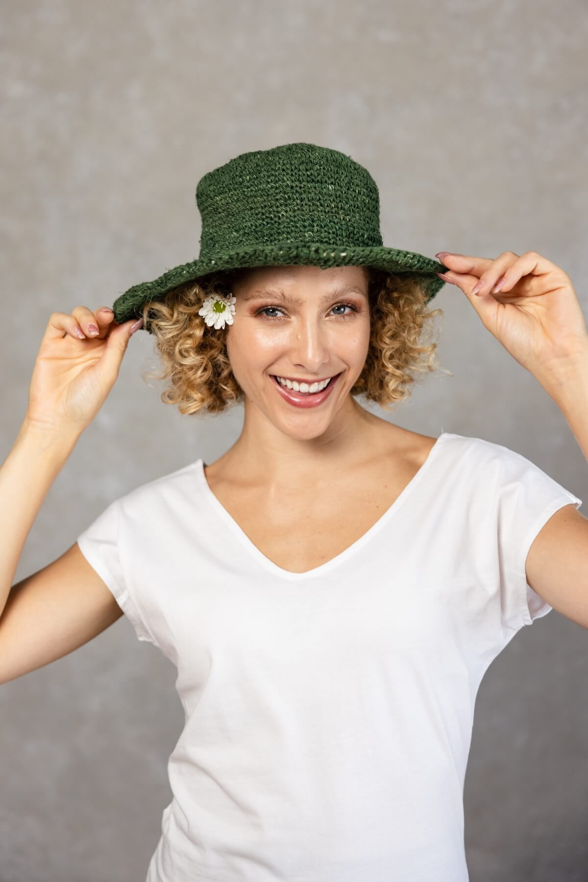 Surya Crocheted Hemp Hat - Green