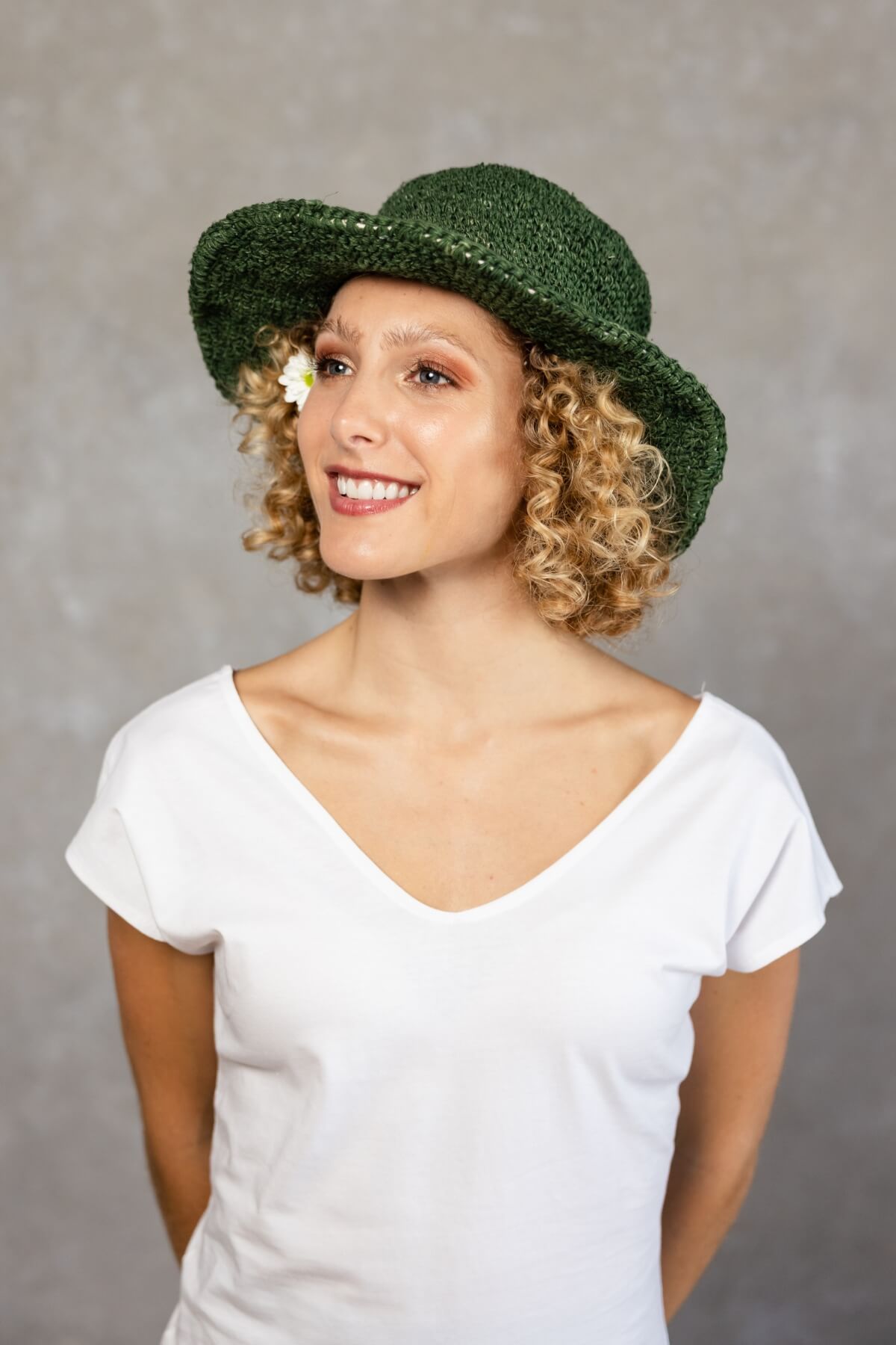Surya Hand Crocheted Hemp Hat - Green