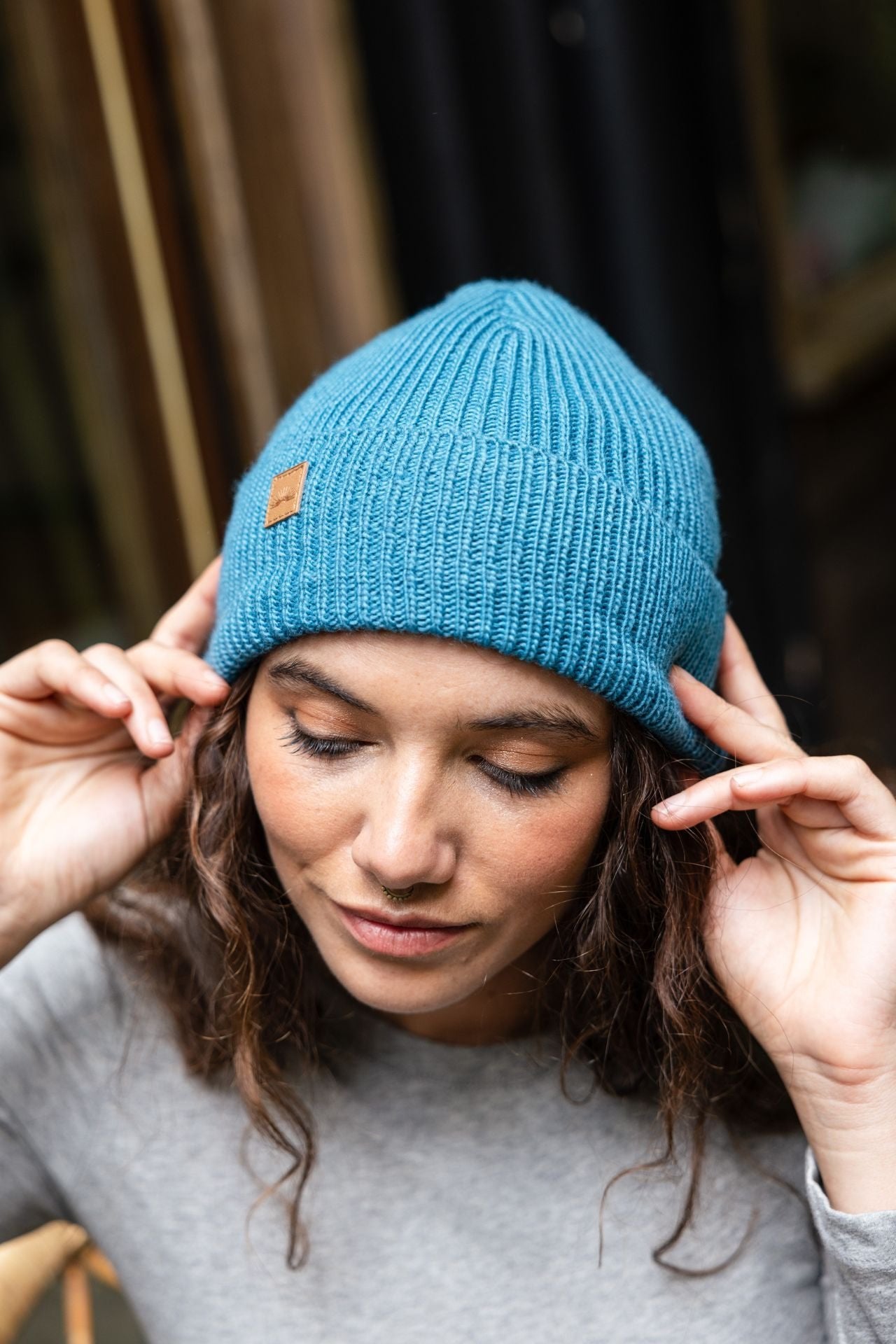 Surya Australia Merino Wool 'Woodstock' Beanie for women made in Nepal - Blue