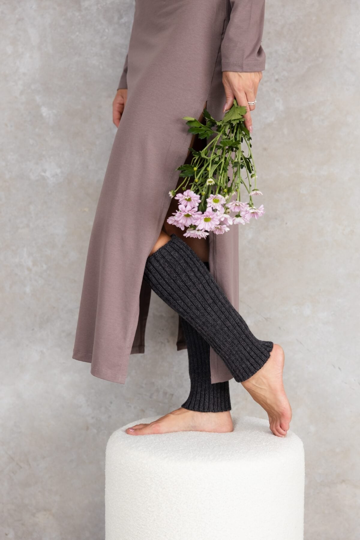 Surya Ethical Merino Wool Leg Warmers - Charcoal colour