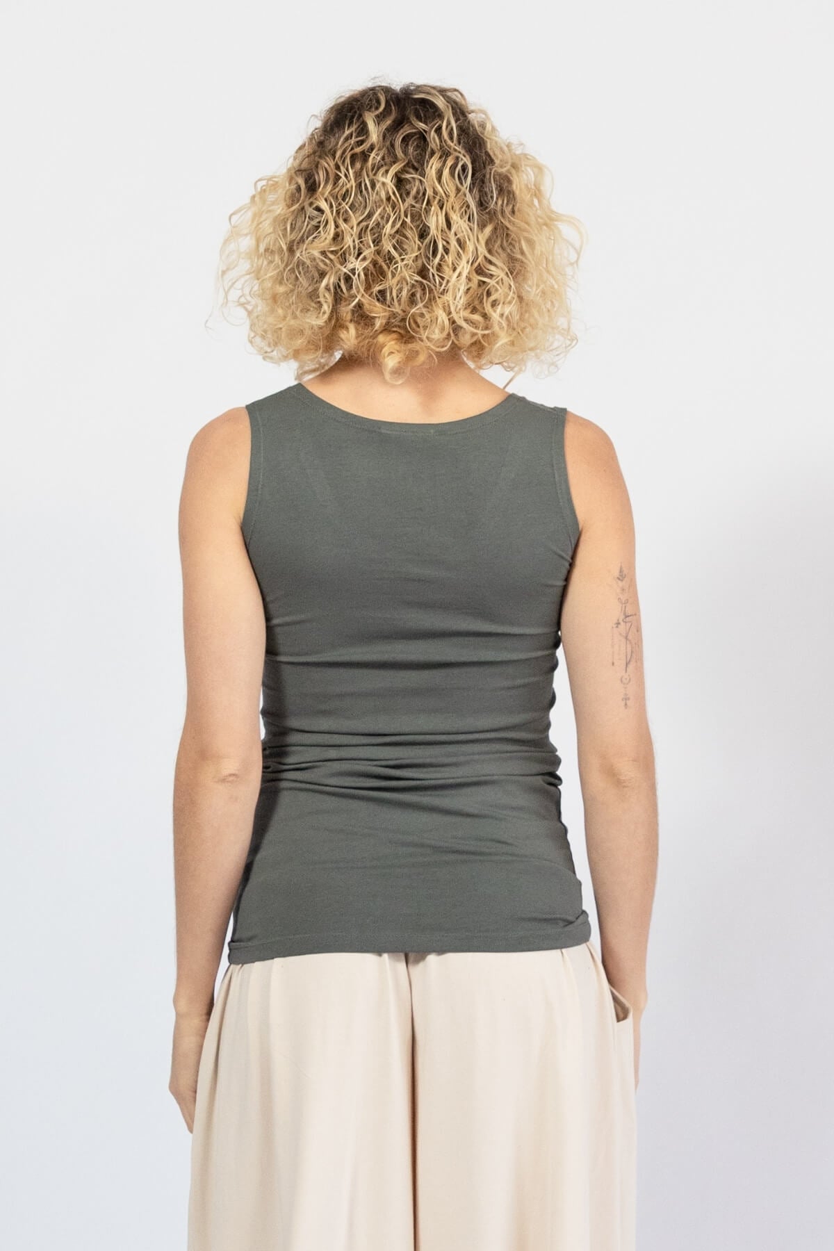 Wide sleeve organic cotton singlet tops for women – rear view