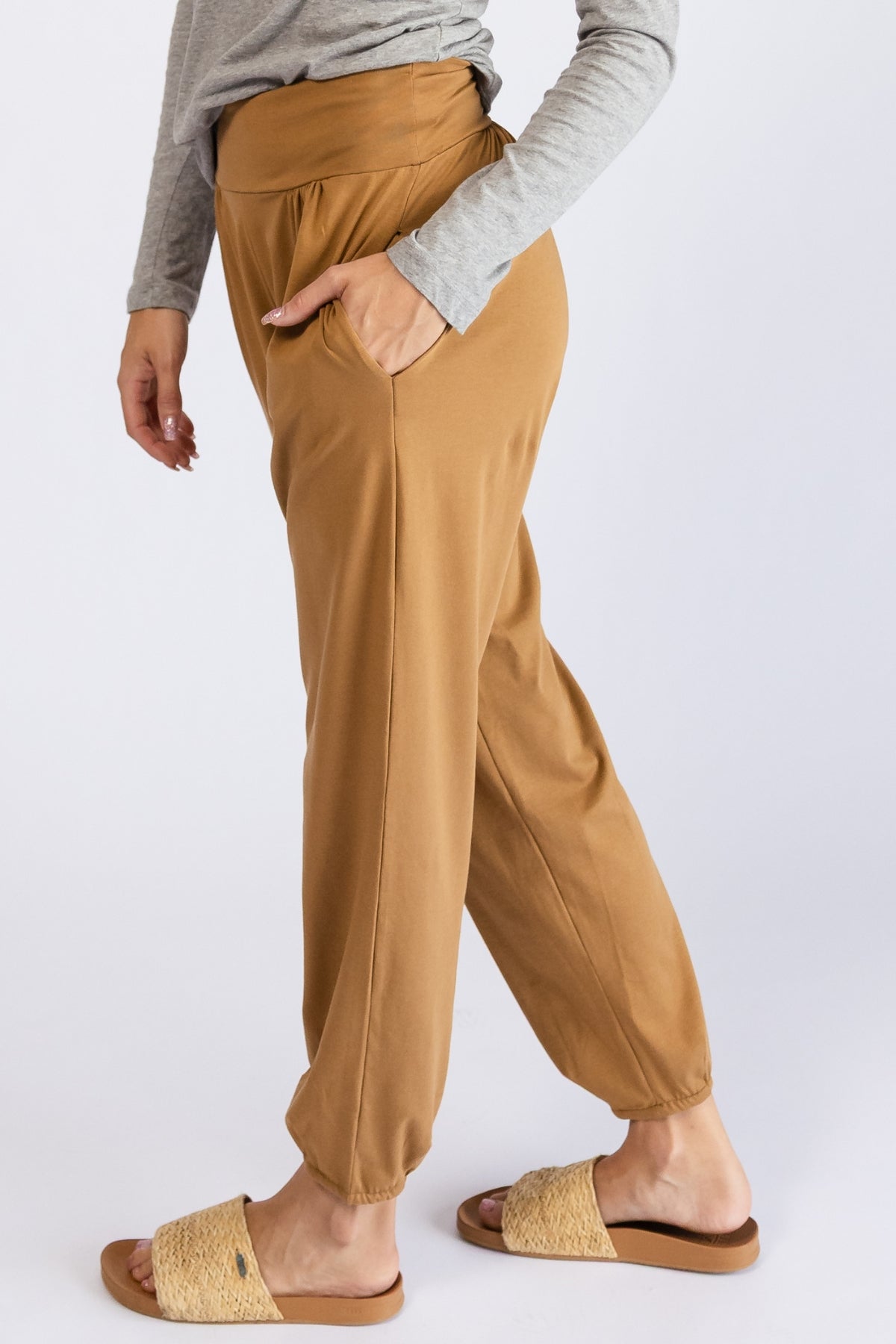 Surya Organic Cotton Drift Pants - ankle detail