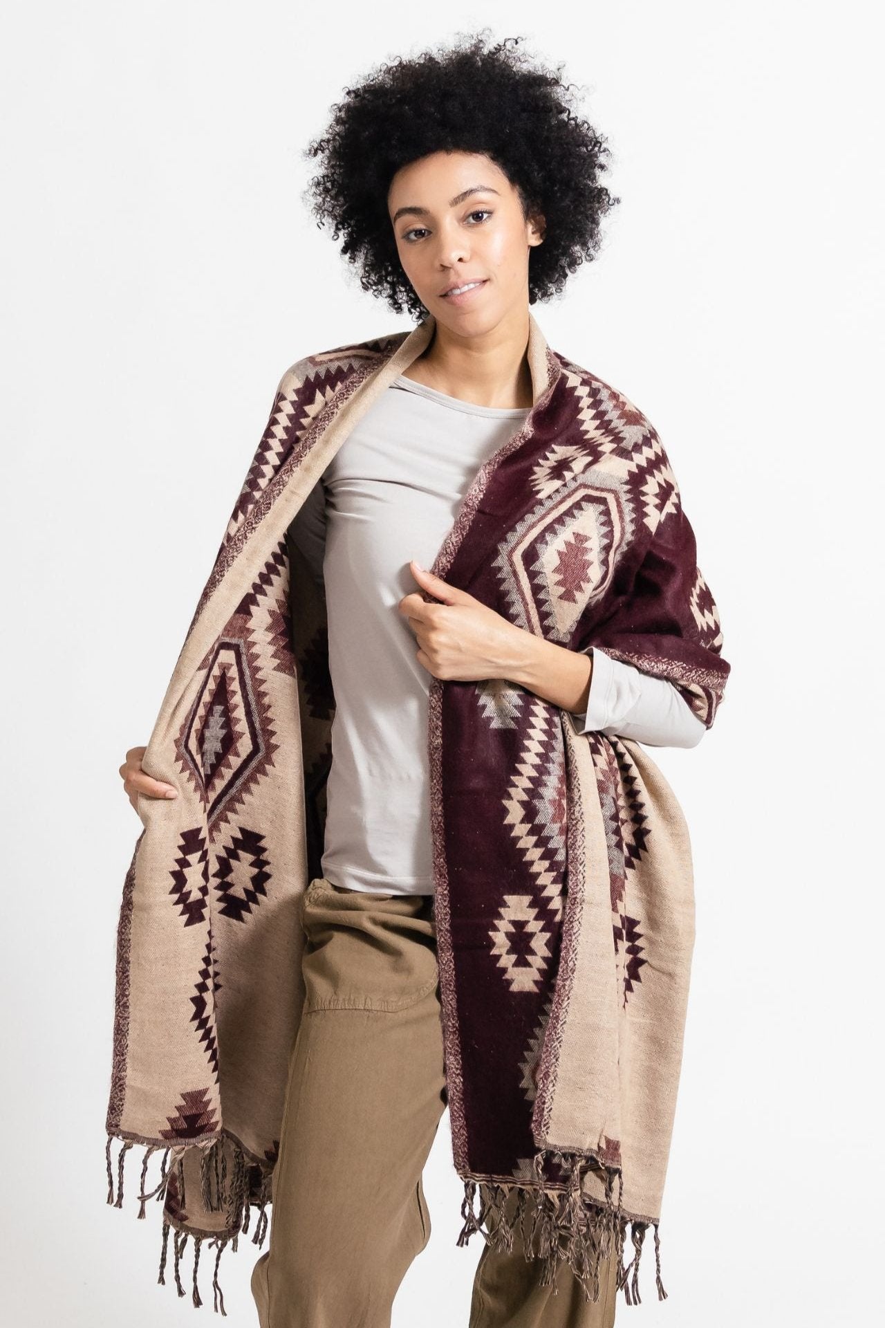 Surya Australia Nepalese Throw Rugs - Maroon