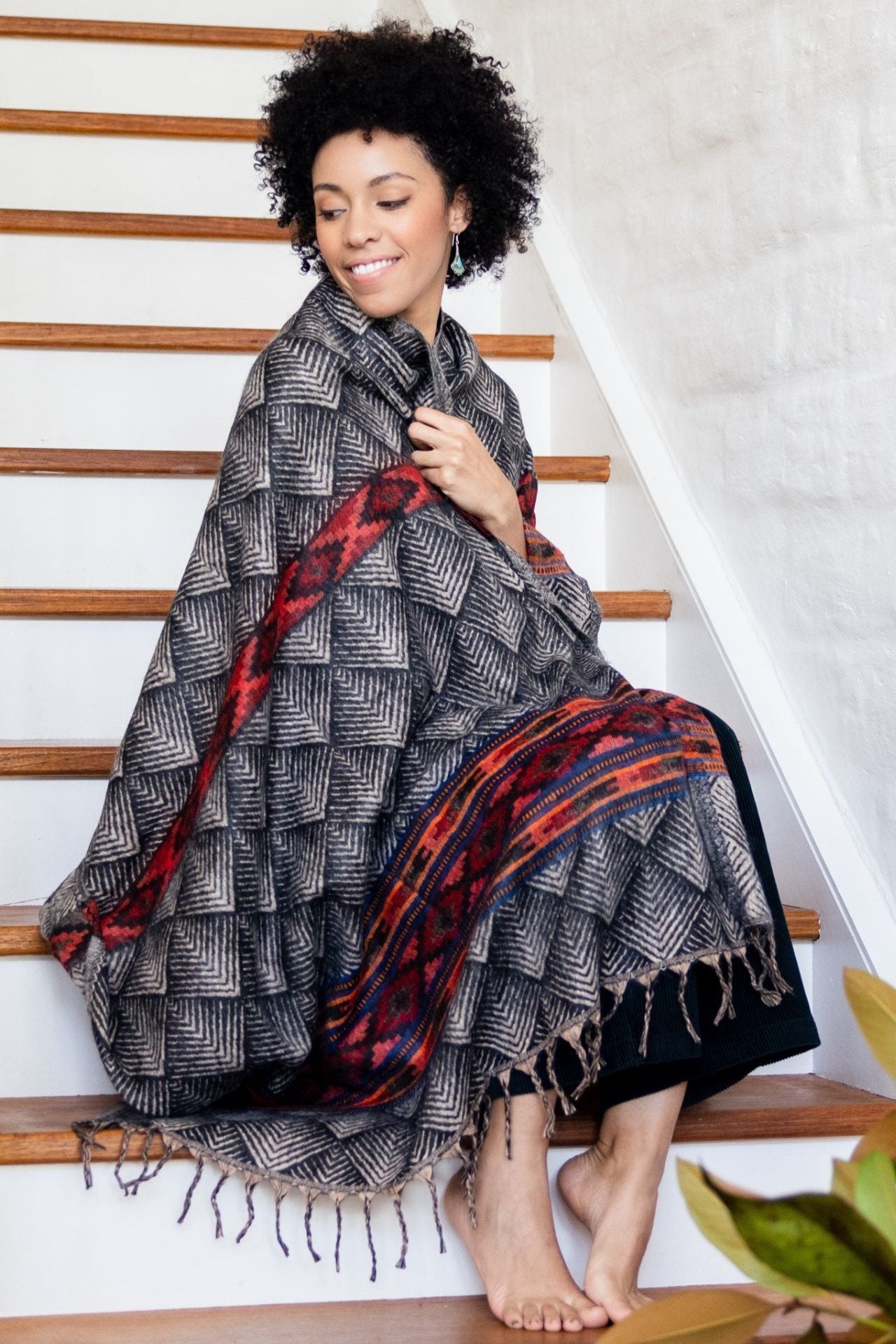 Surya Australia Ethical Tibetan Throw Rugs made in Nepal - Black