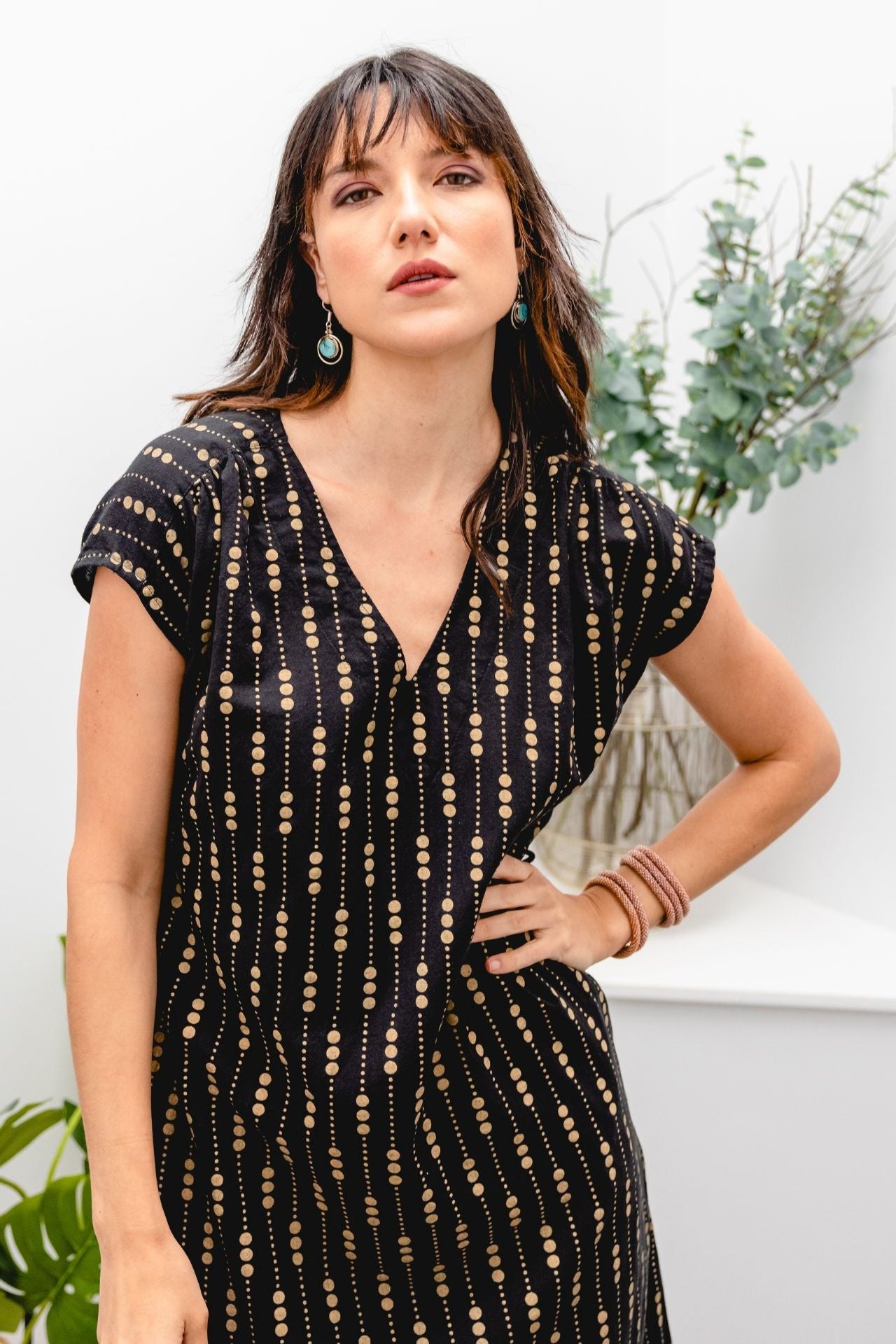 Surya Australia Ethical Roll-on Beaded Bracelet from Nepal - Gold