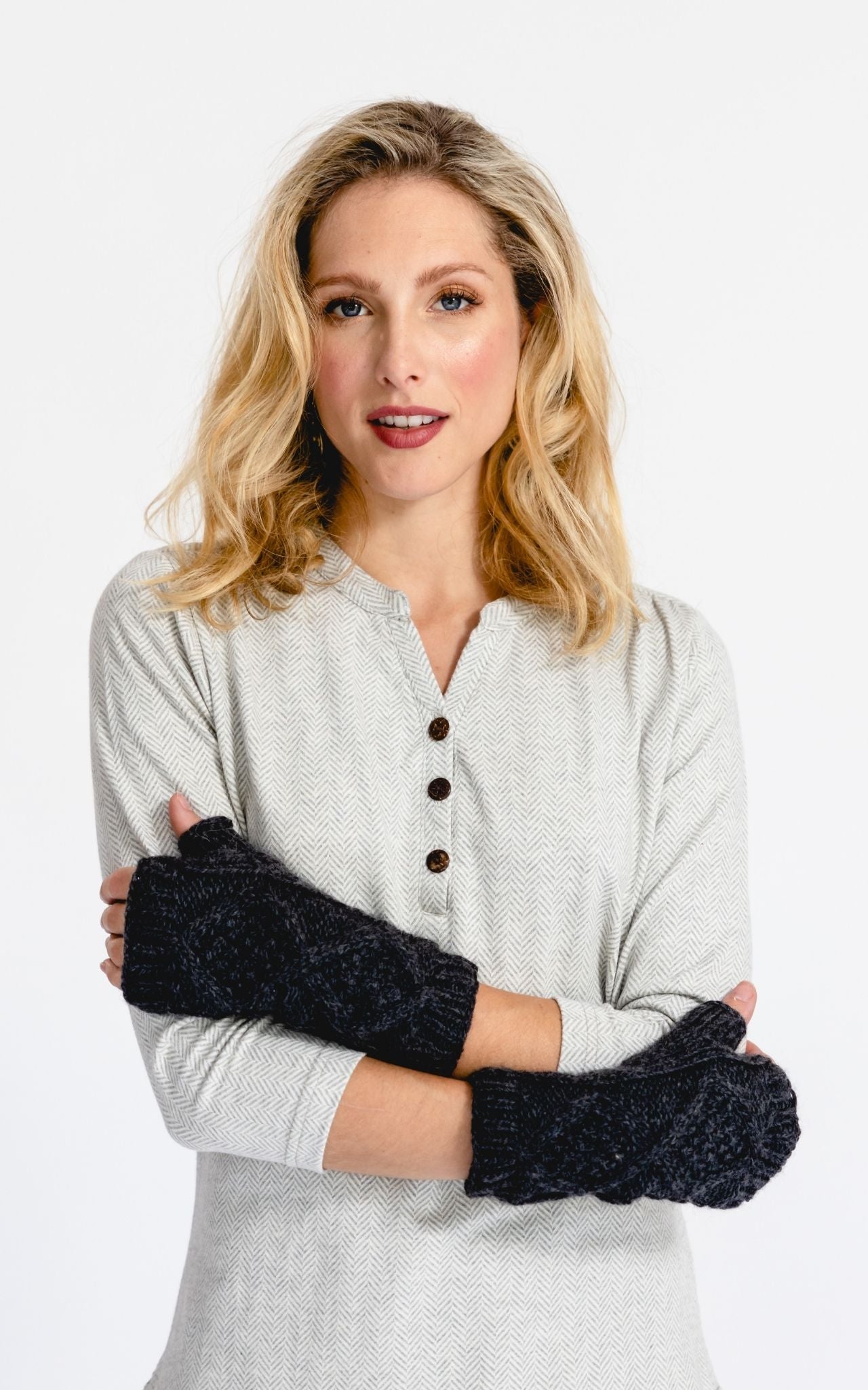 Surya Australia Ethically made Merino wool hand warmers from Nepal - charcoal