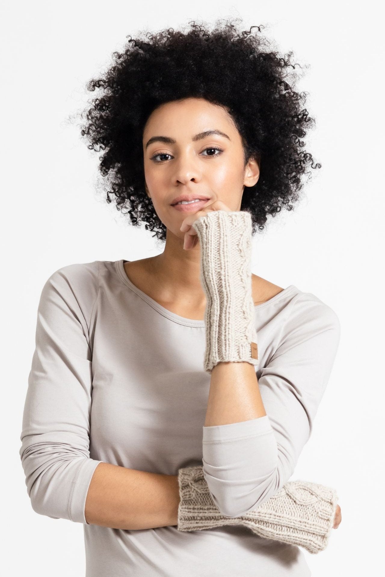 Surya Australia Ethical Merino Wool Arm Warmers made in Nepal - Oatmeal