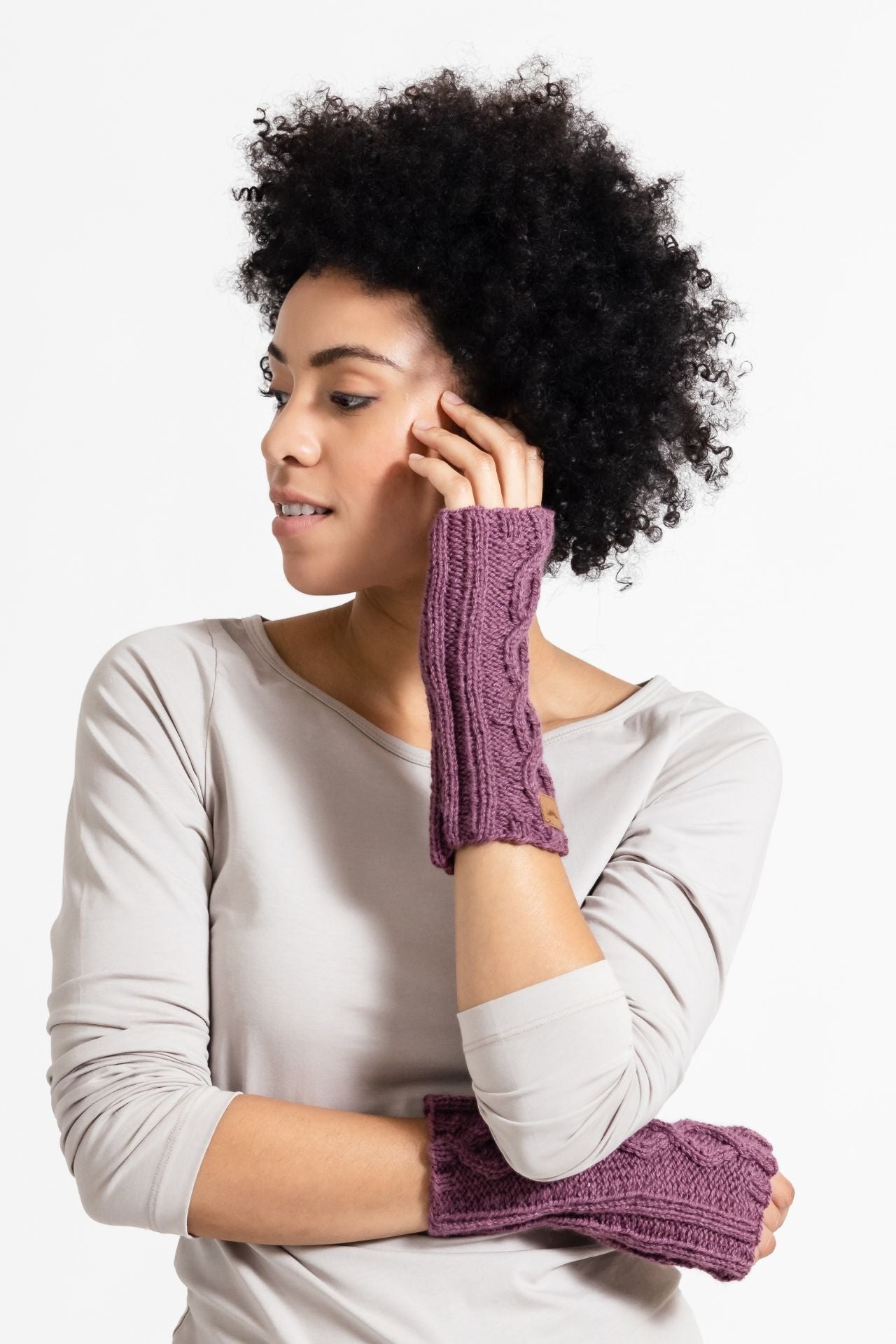 Surya Australia Ethical Merino Wool Arm Warmers made in Nepal - Dusty Mauve