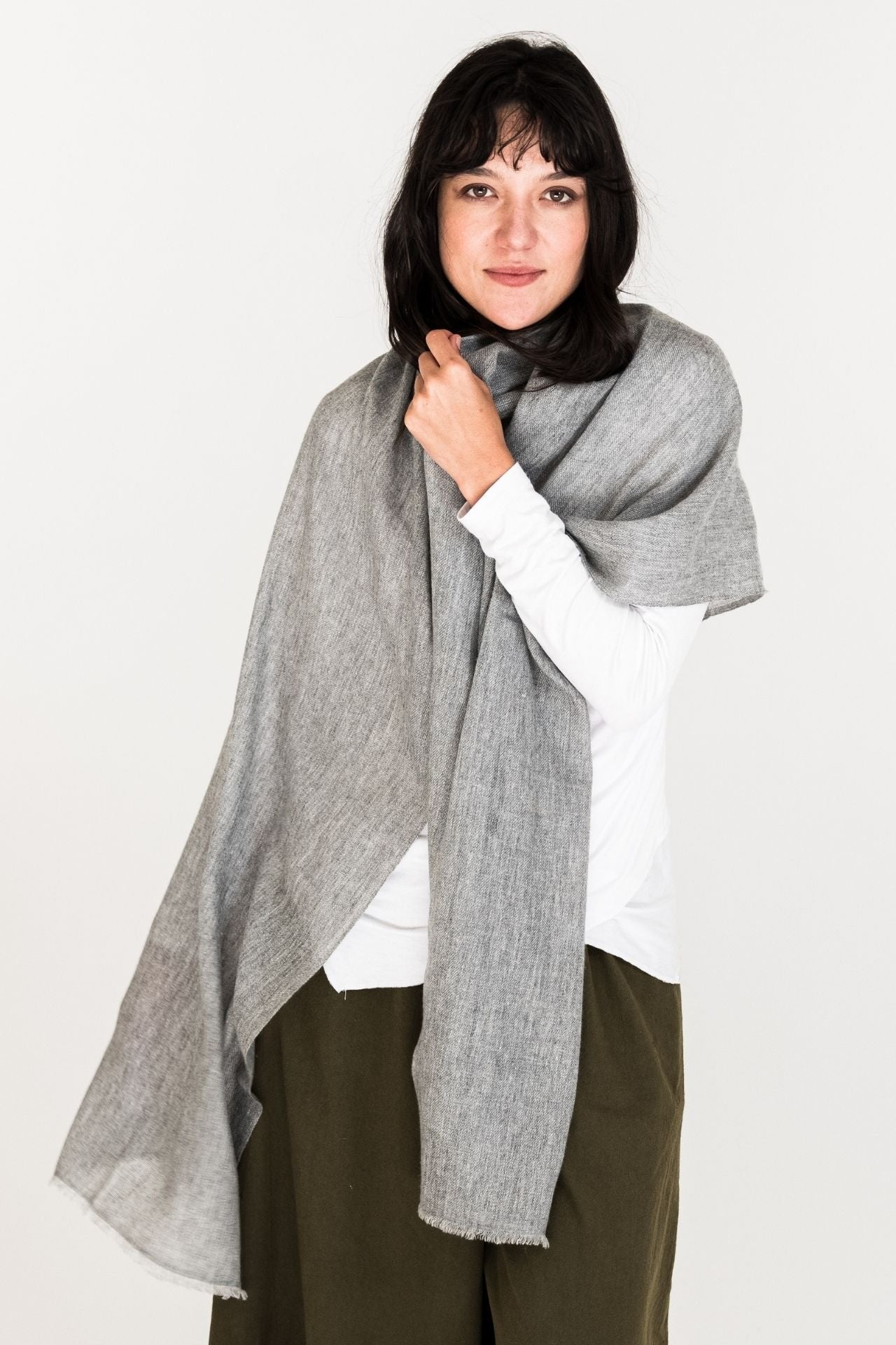 Surya Australia Fairtrade Cashmere Throw from Nepal - Grey