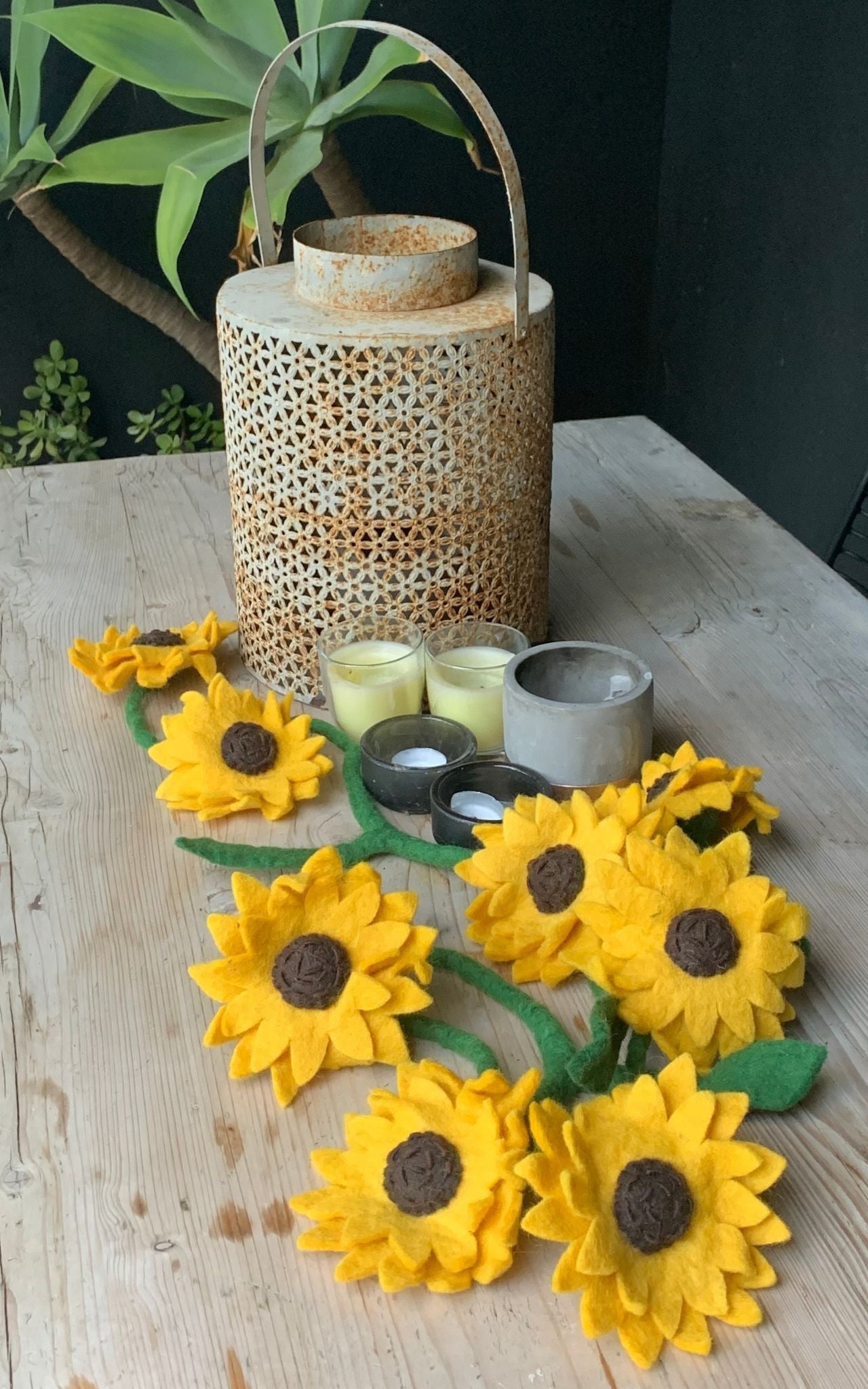 Surya Australia Fairtrade Wool Felt Sunflowers from Nepal