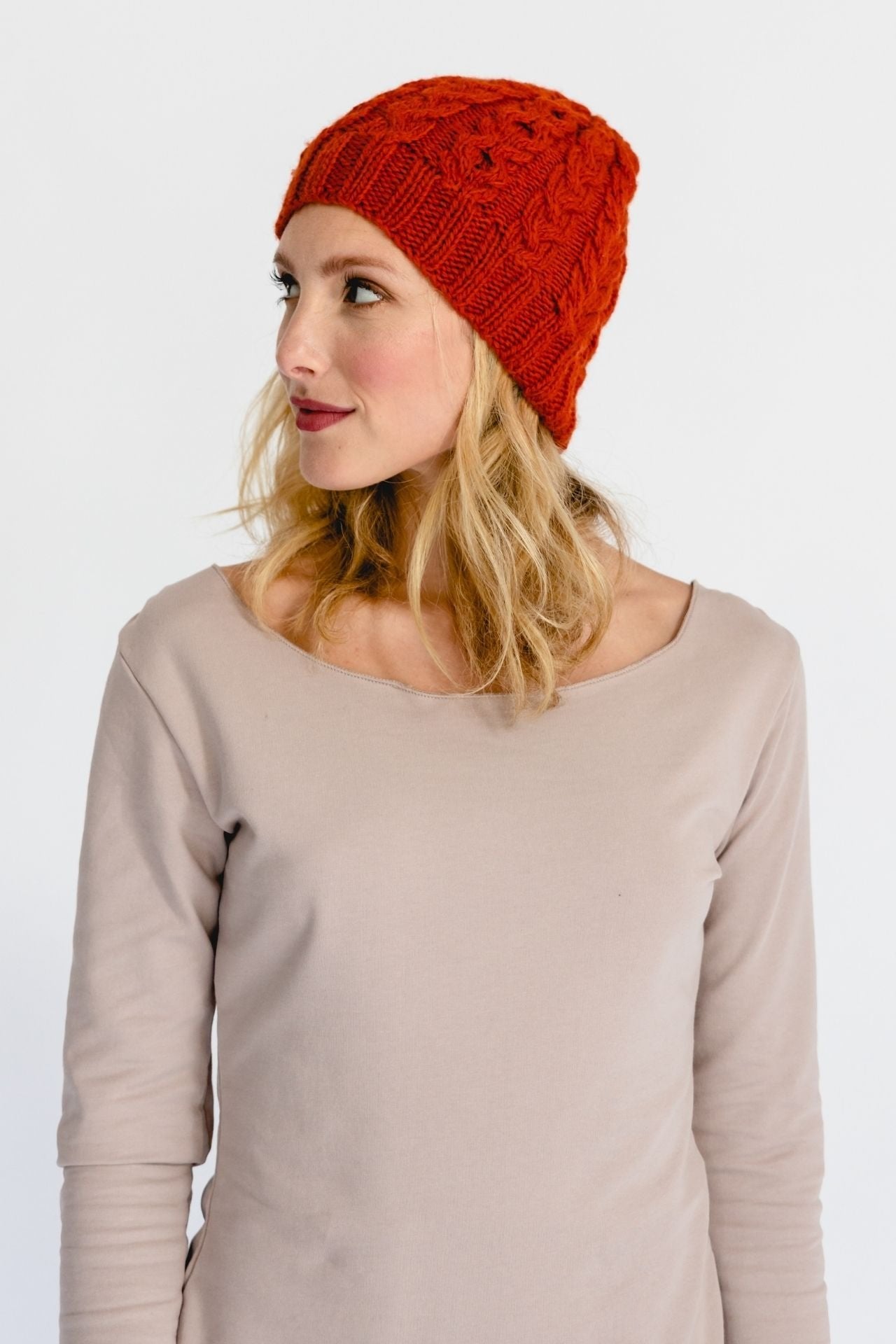 Surya Australia Ethical Cable Knit Merino Wool Beanie from Nepal - Rust