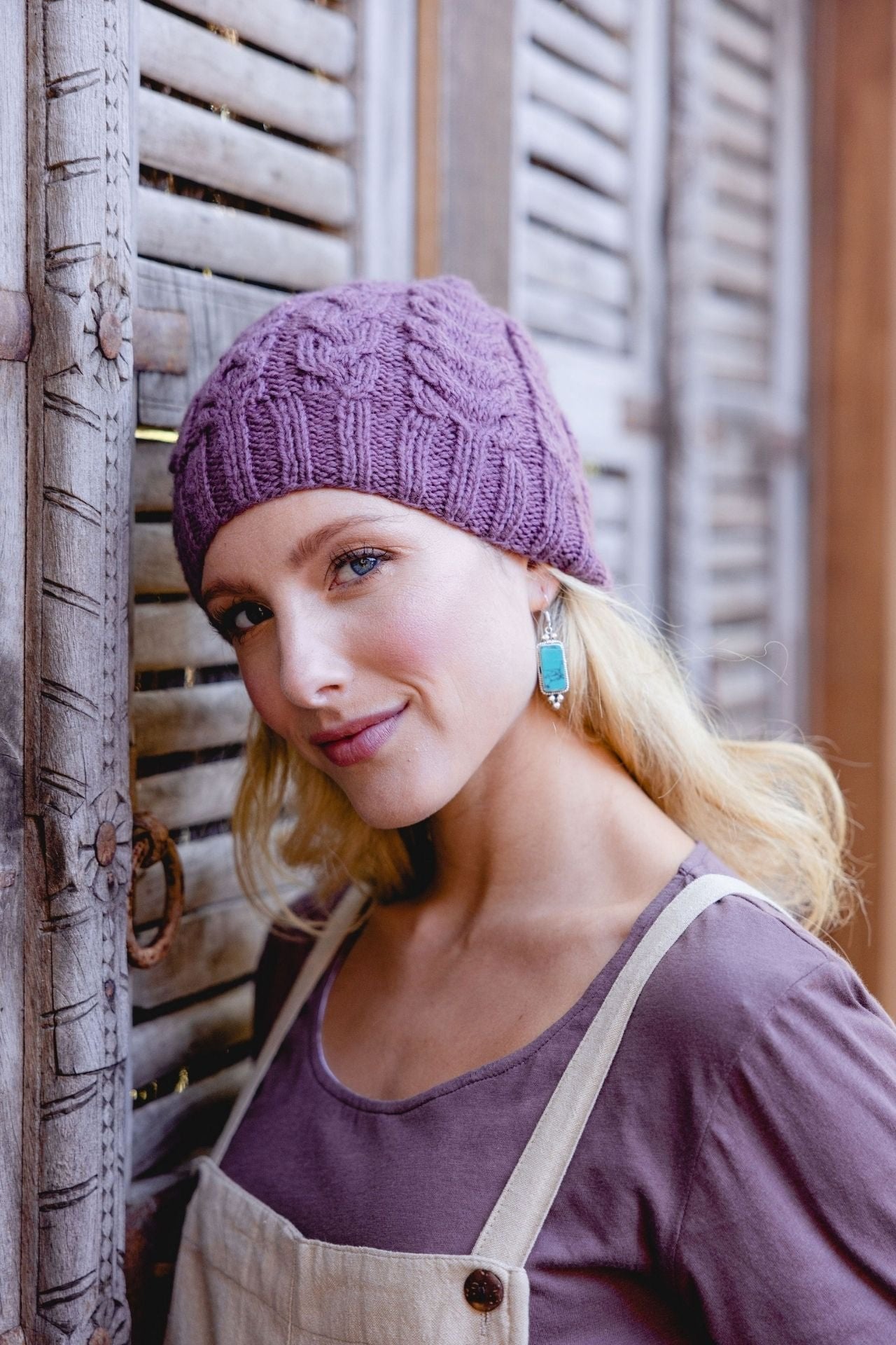 Surya Australia Ethical Cable Knit Merino Wool Beanie from Nepal - Dusty Mauve