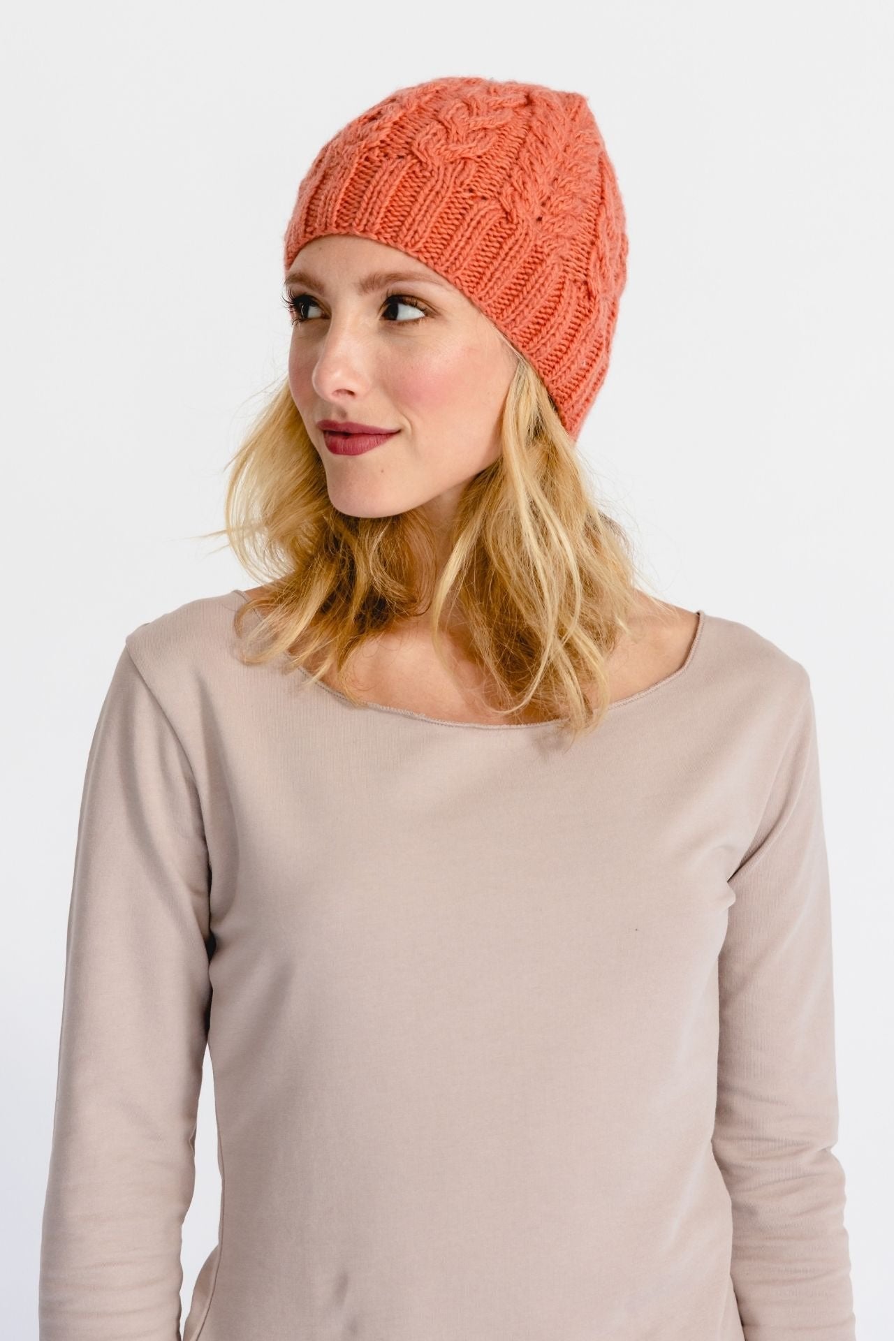 Surya Australia Ethical Cable Knit Merino Wool Beanie from Nepal - Tangerine