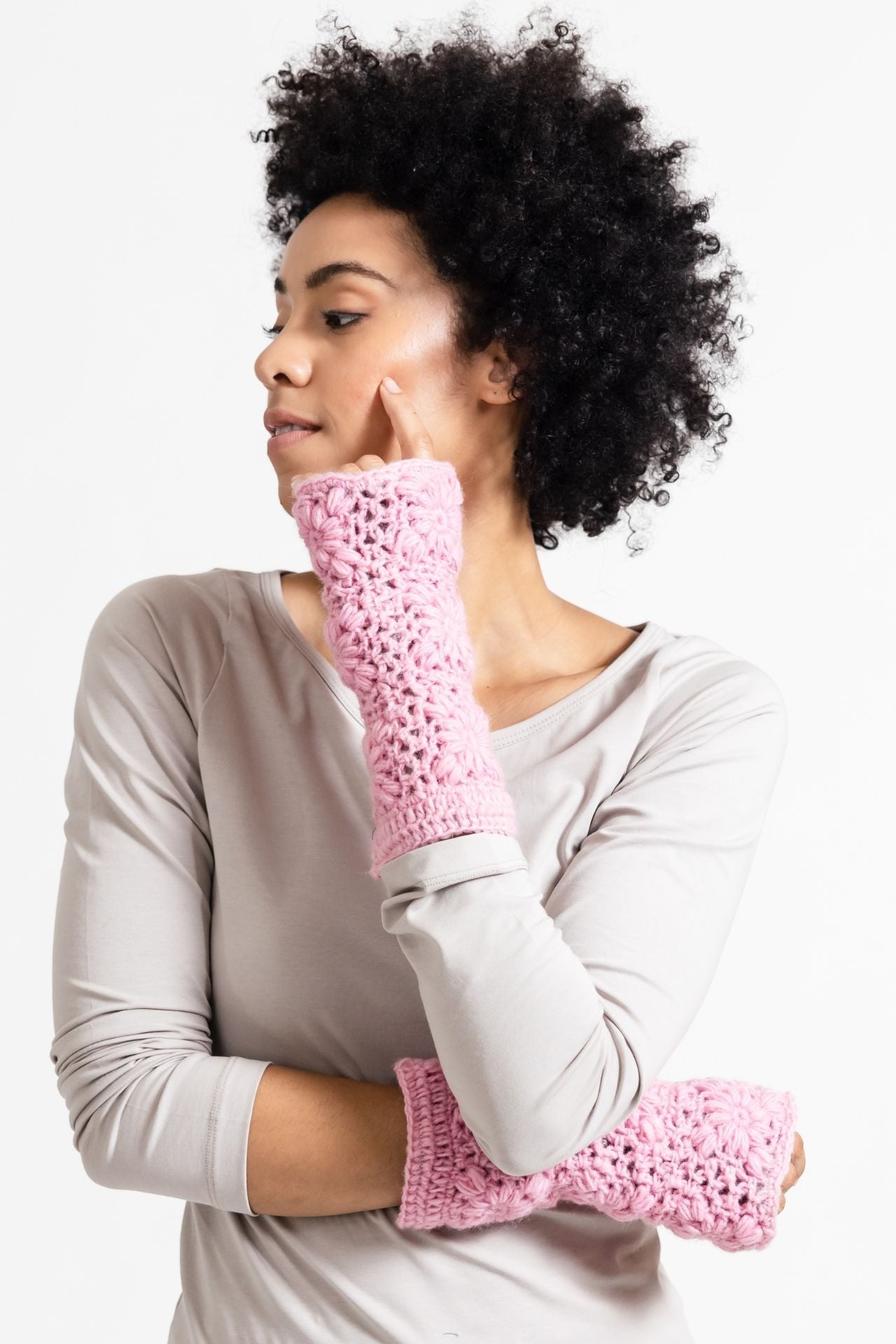 Surya Australia Woolen Hand warmers from Nepal - Pink