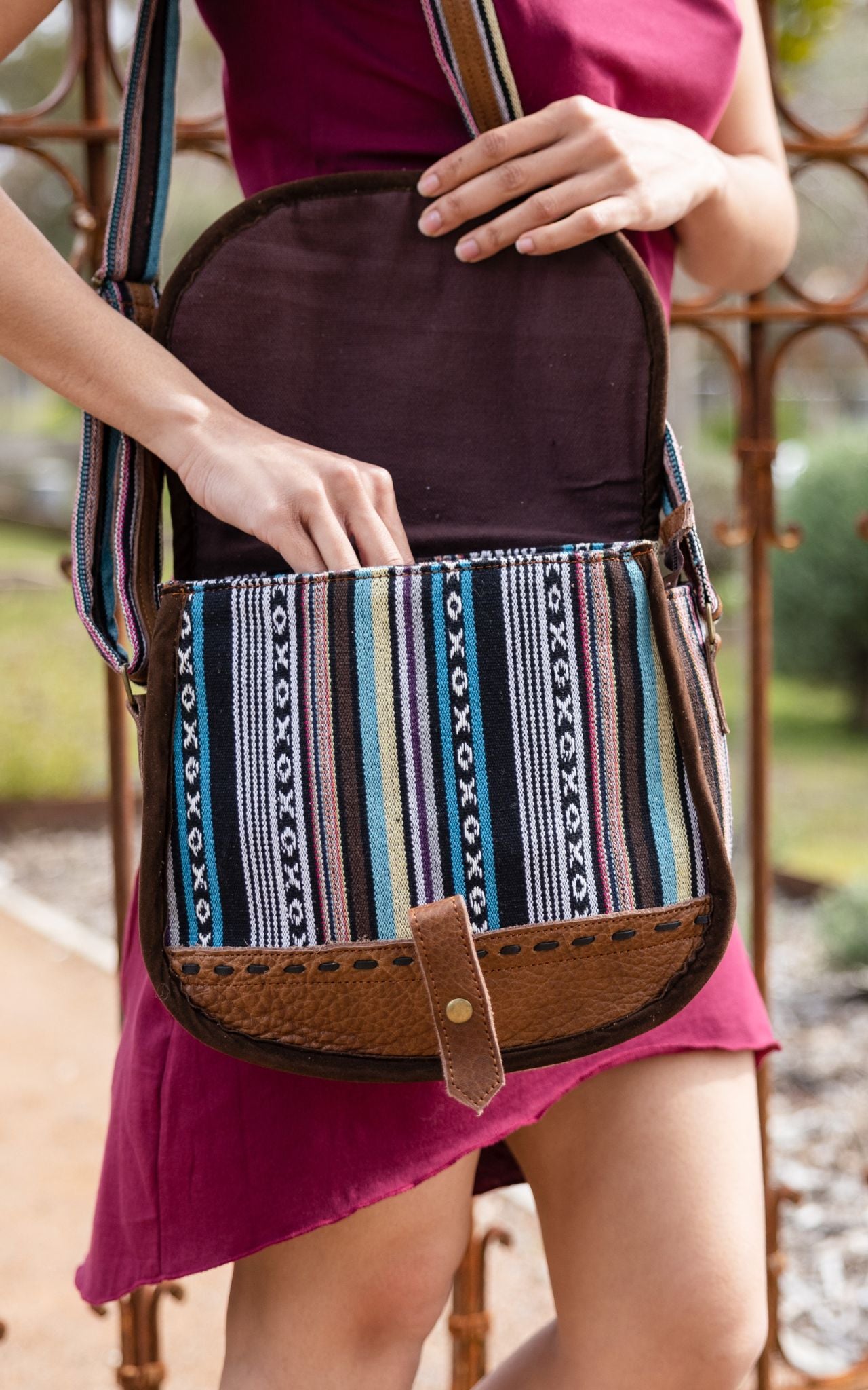 Surya Australia Organic Buffalo Leather bag made in Nepal - Plabennec