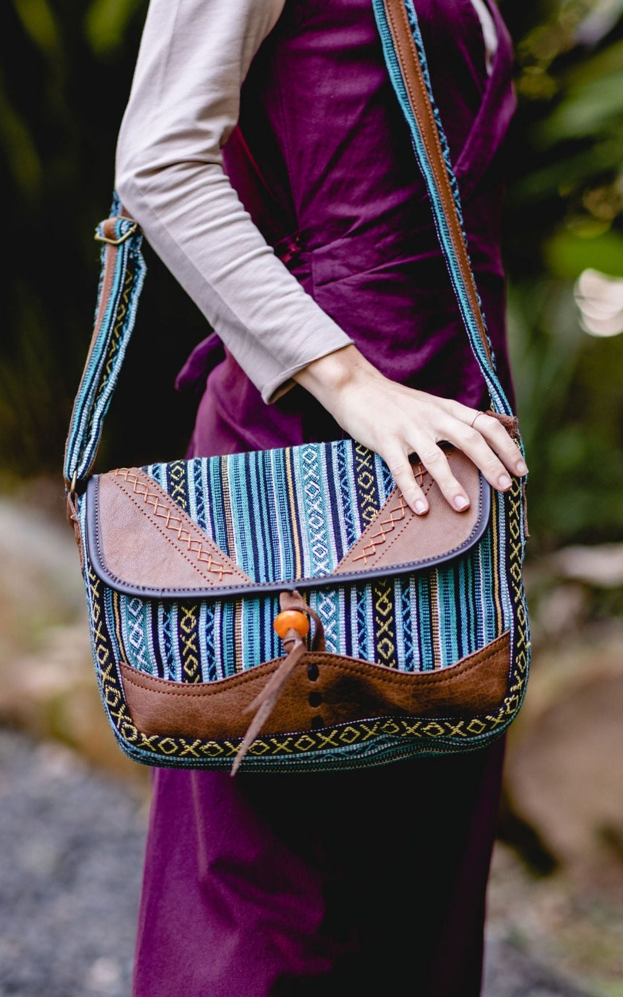 Surya Australia Buffalo Leather & Cotton Bag from Nepal - Bretagne