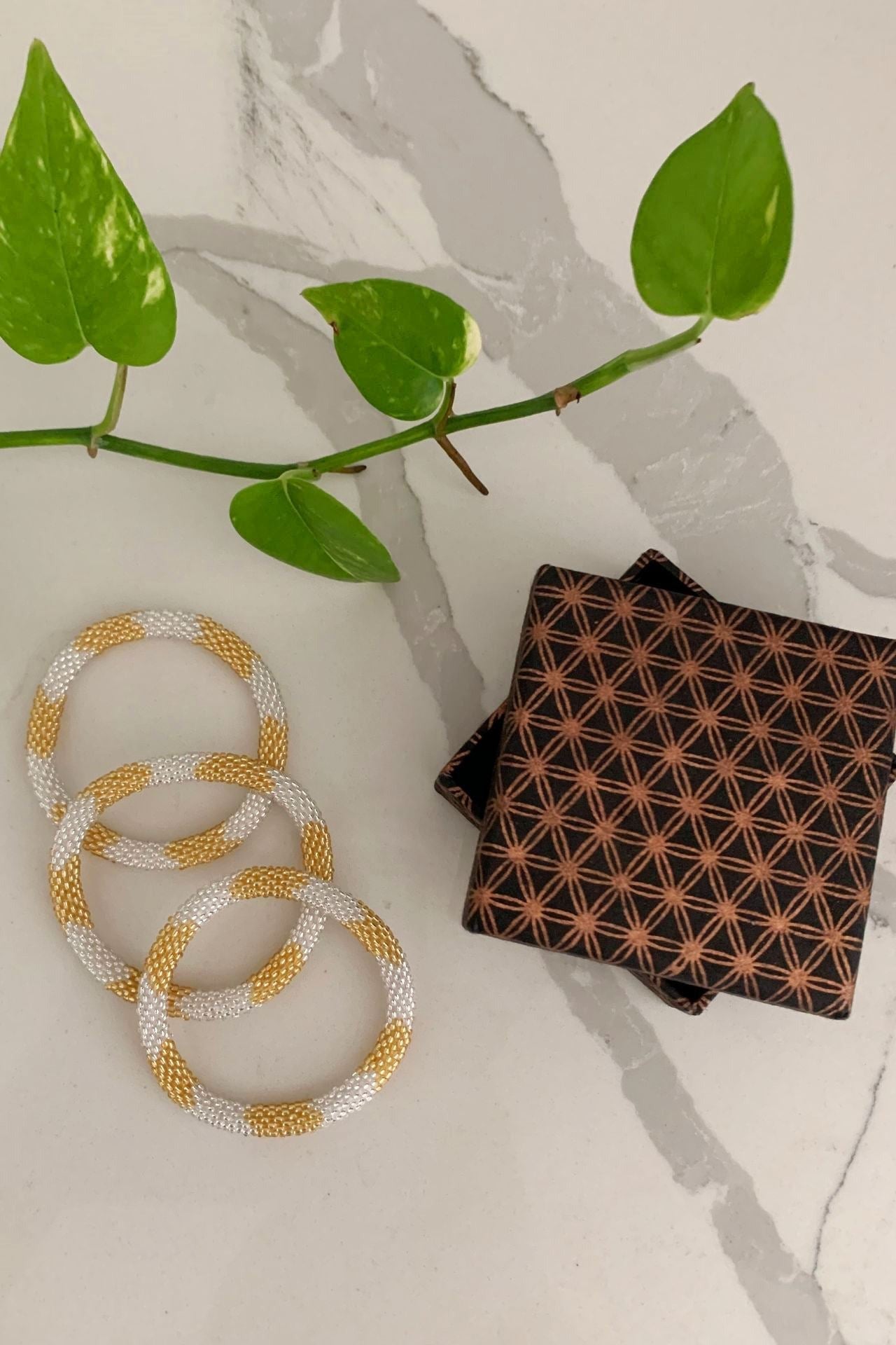 Surya Australia Rolling Beaded Bracelet made in Nepal - Ioia