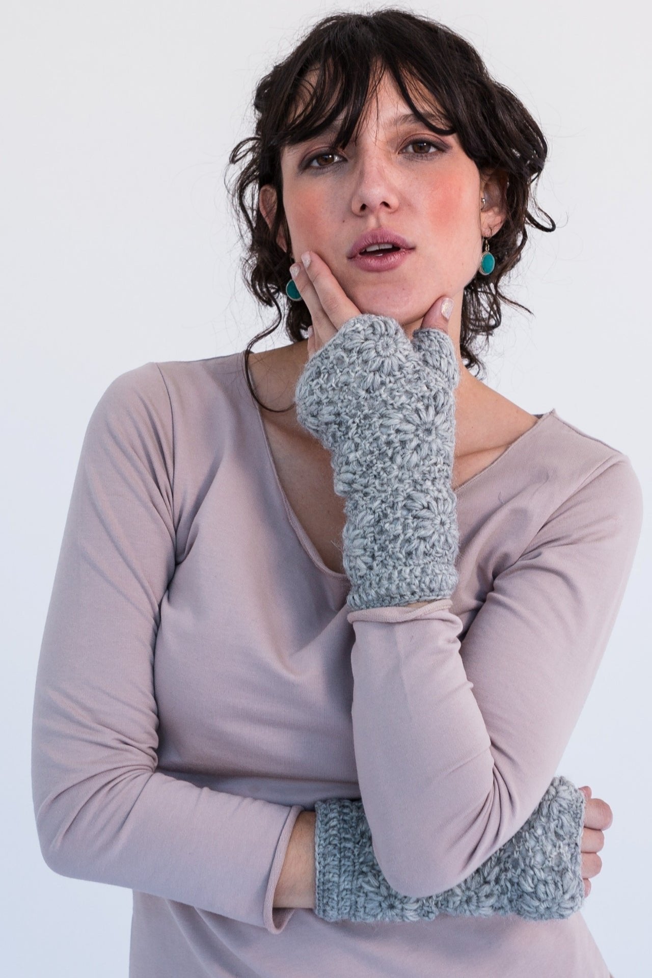 Surya Australia Woolen Hand warmers from Nepal - Light Grey