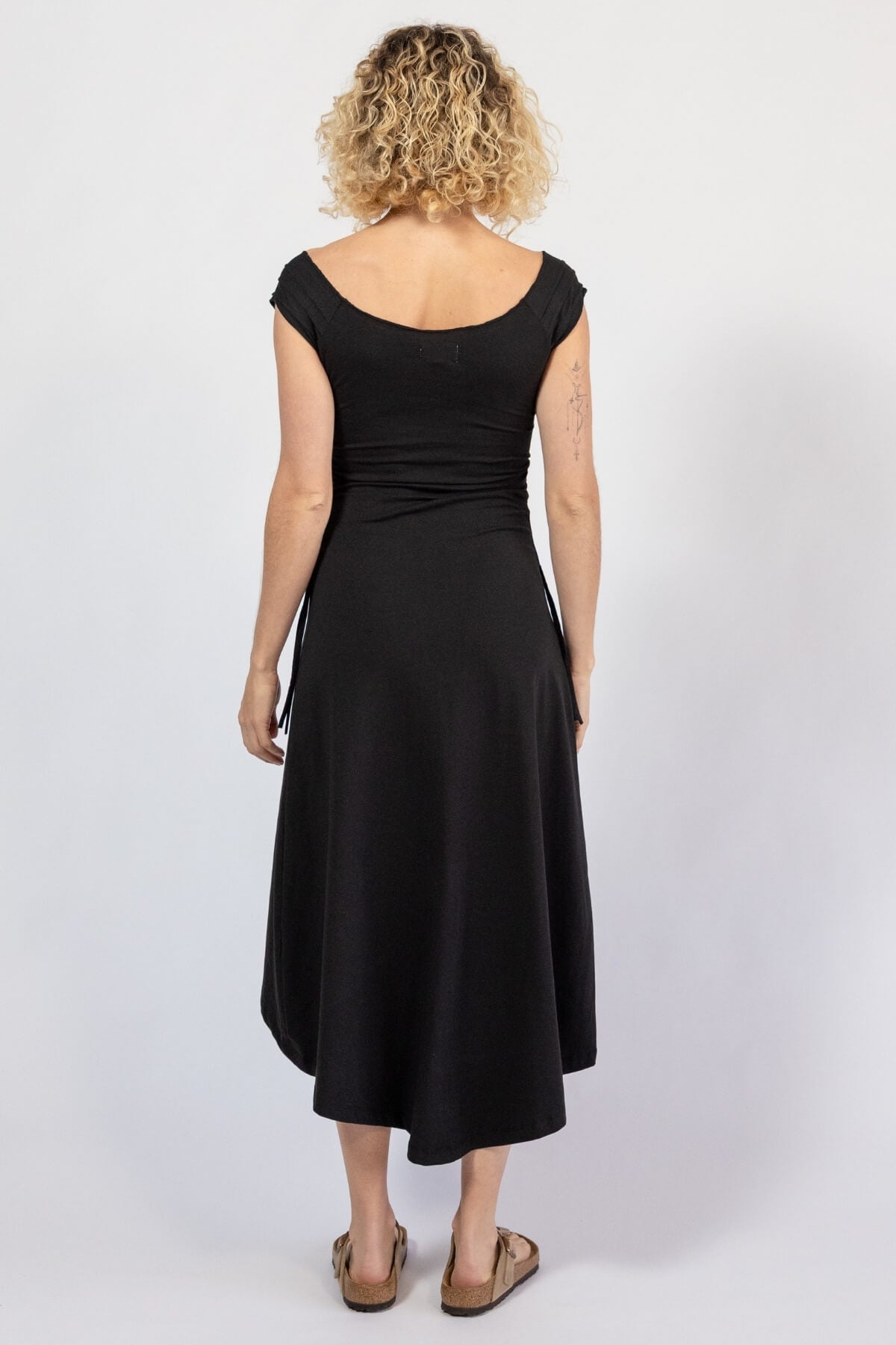 Asymmetrical organic cotton dress - rear view