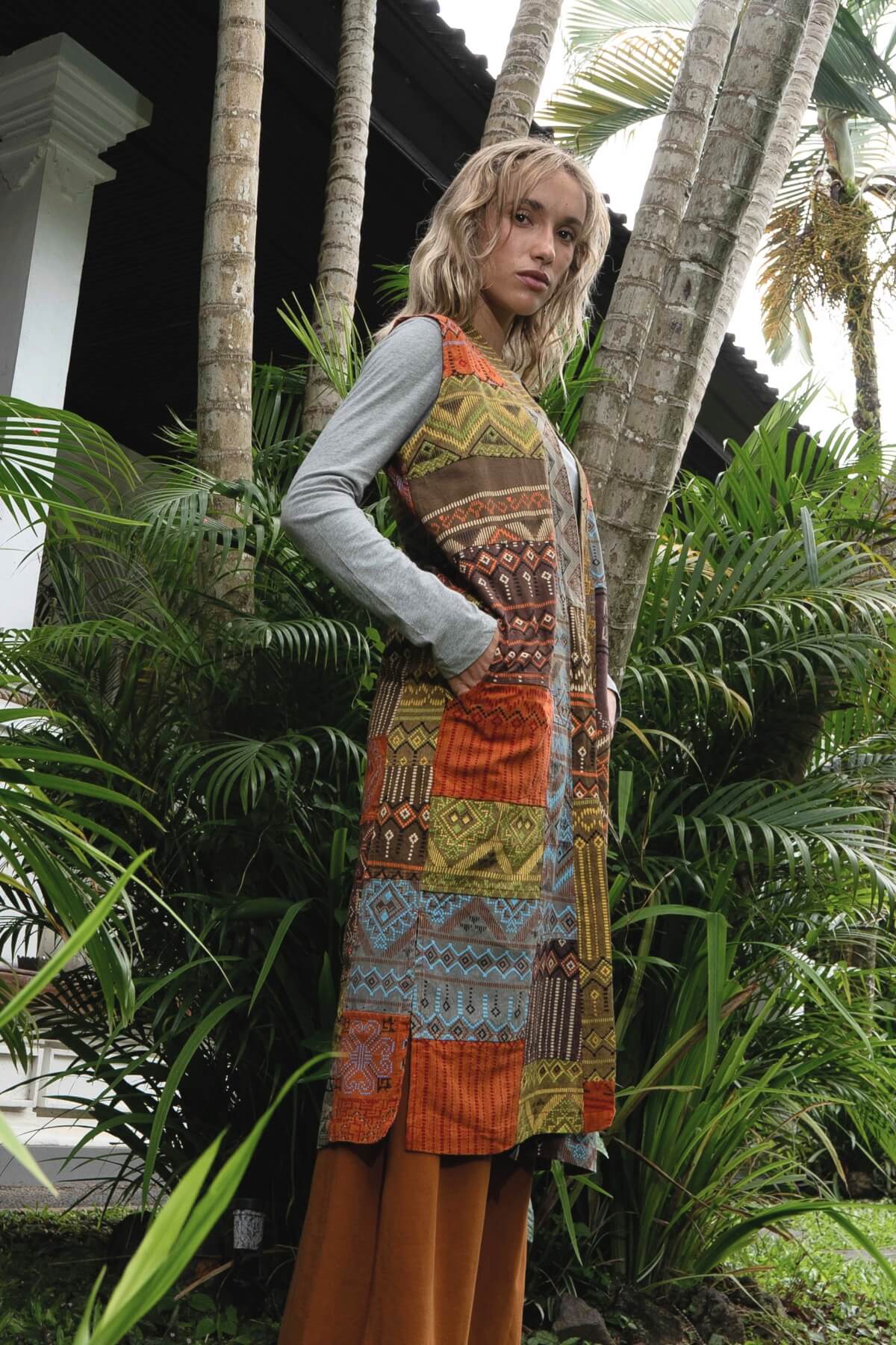 Cotton Sleeveless Patch Jacket for Women - with two hip pockets