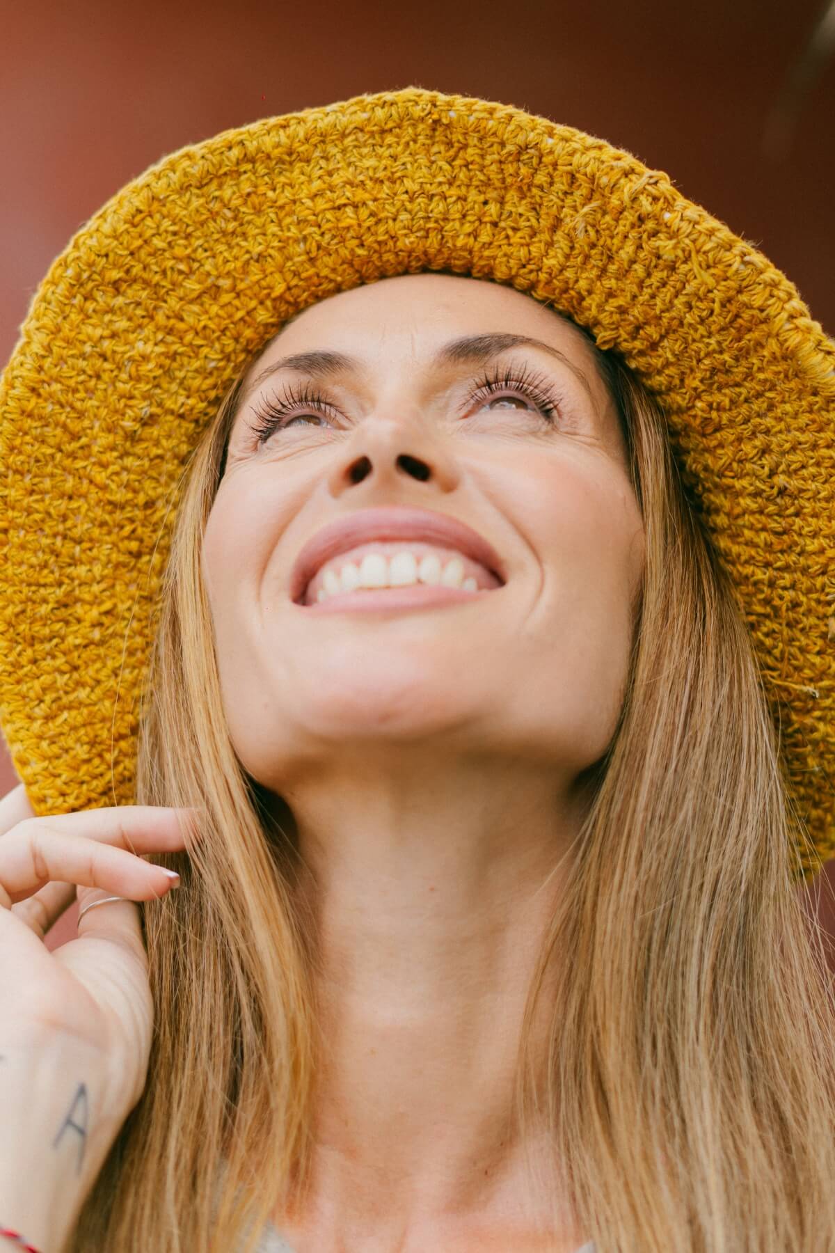 Organic hemp and cotton crochet hat for women – ethical hats made in Nepal