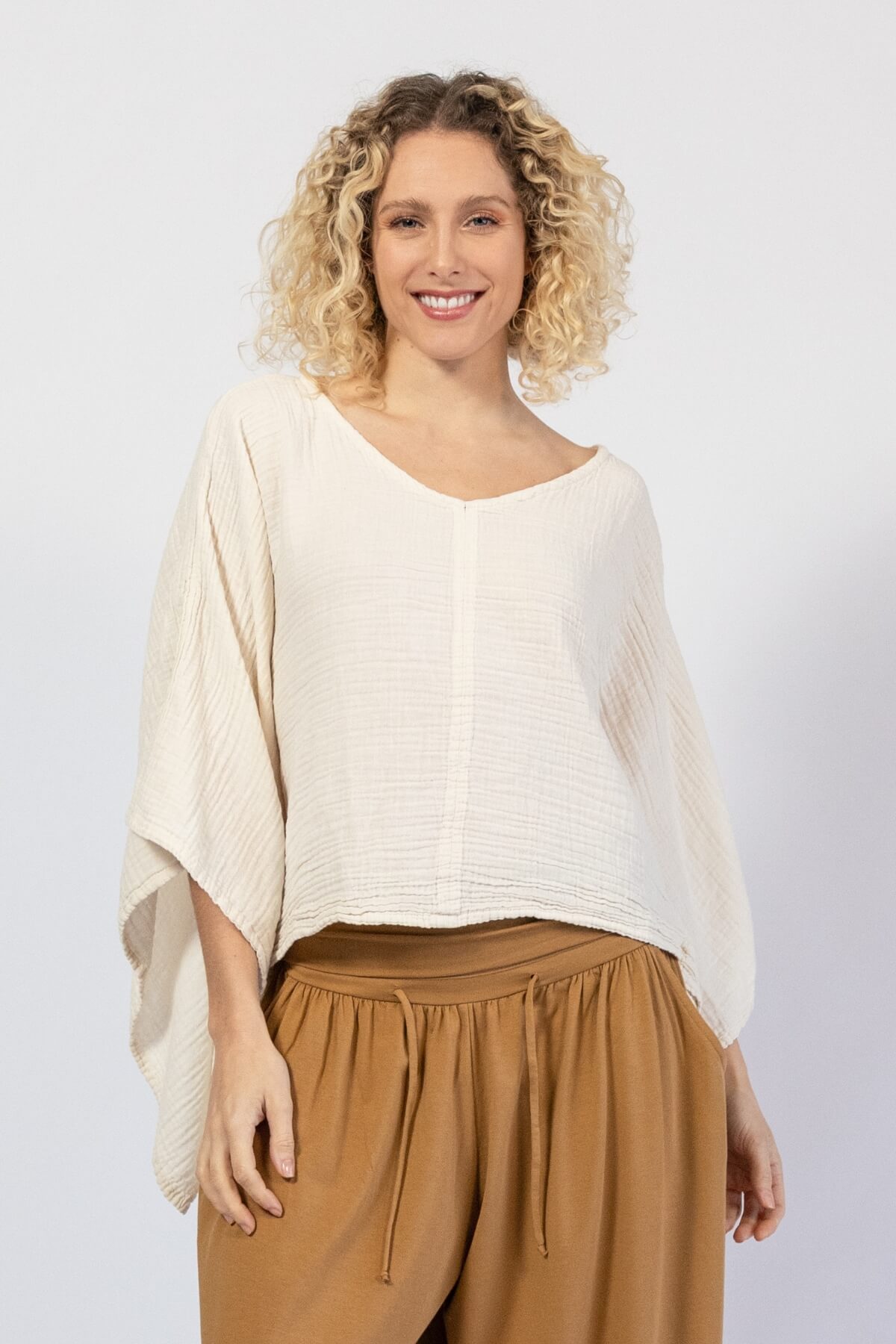 Muslin cotton kimono sleeve top for women – oatmeal