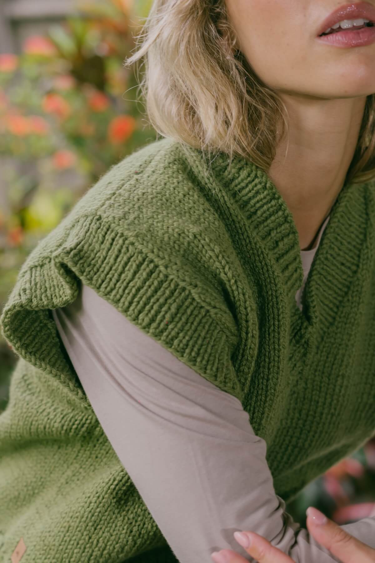 Cropped Merino Wool Vests for Women - sleeve detail