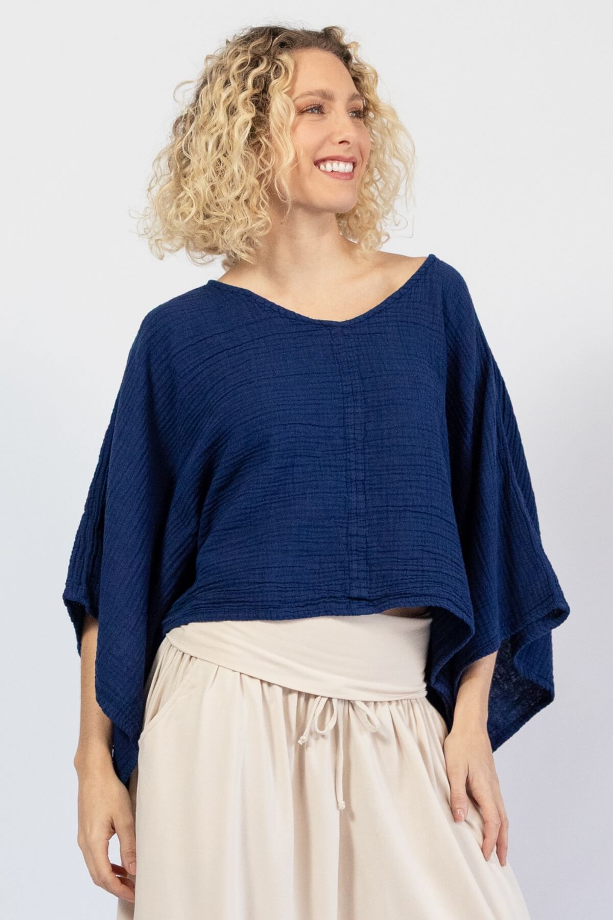 Kimono sleeve muslin cotton flow top for women – right side view