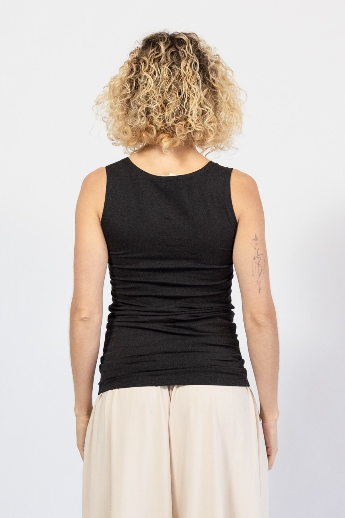 Ethical organic cotton singlet tops for women – rear view