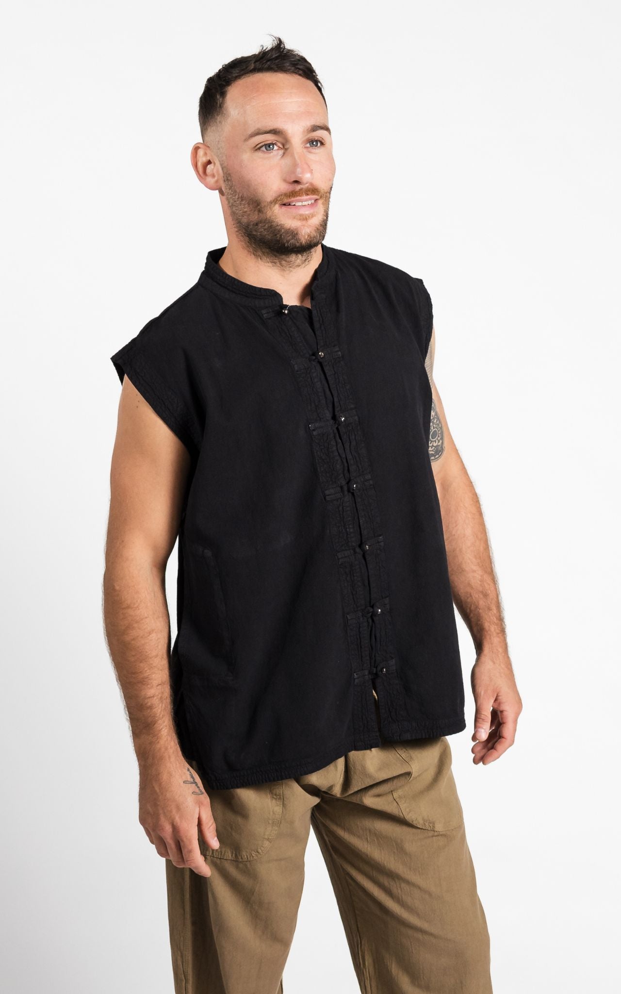 Surya Australia Ethical Cotton 'Lhasa' Shirt for men made in Nepal - Black