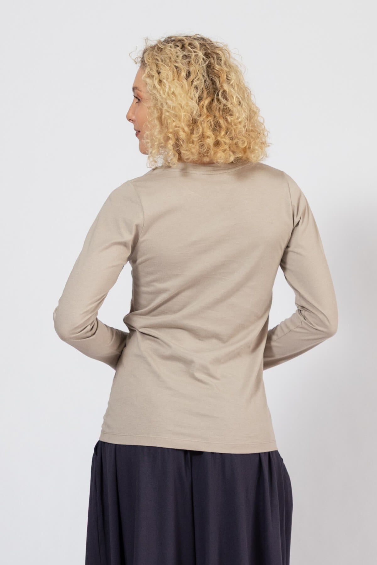 Organic cotton long sleeve top for women - rear view