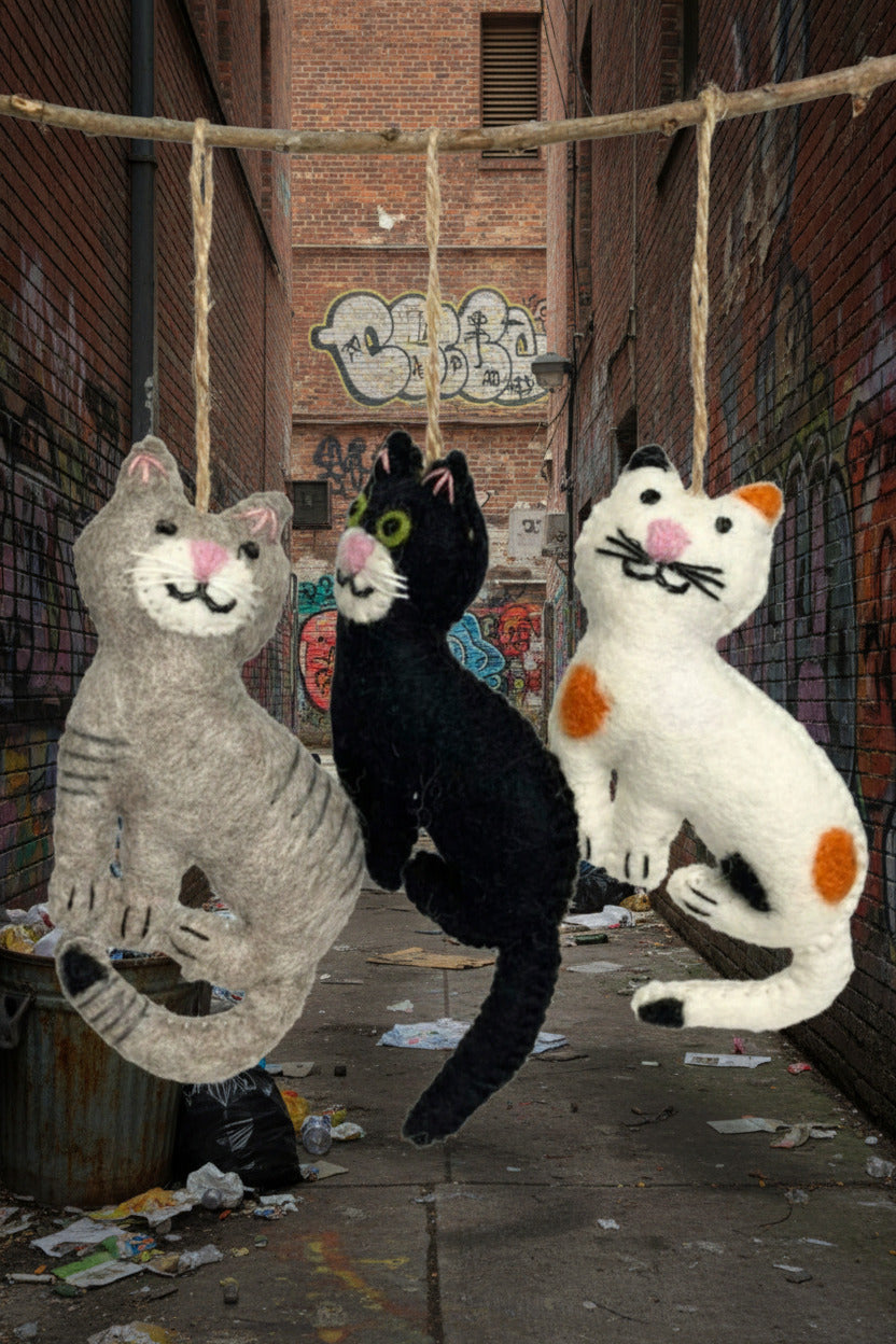 Surya Wool felt Hanging Cats