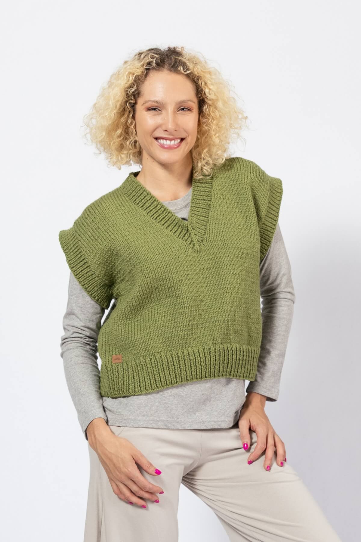 Cropped Merino Wool Vests for Women - handmade detail