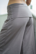 Surya Organic Cotton Cropped Pants - waistband detail