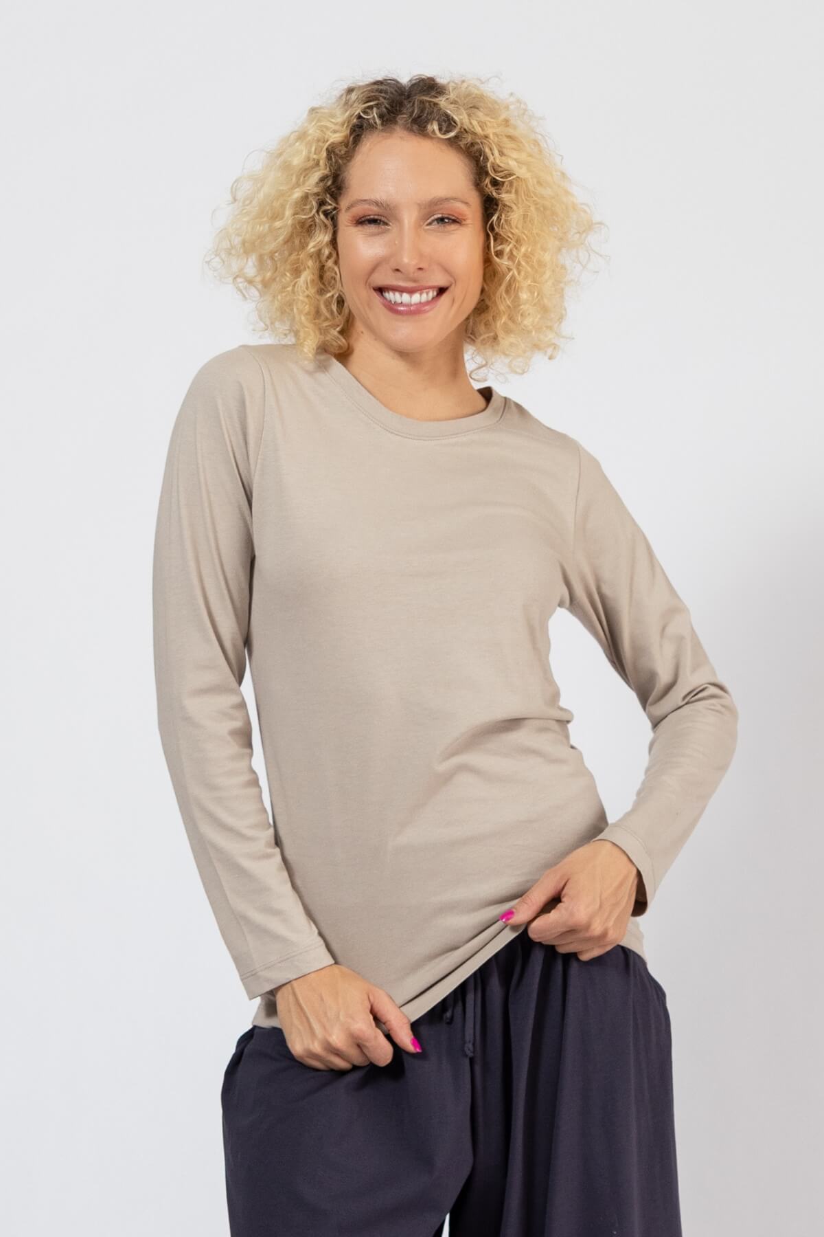 Organic cotton long sleeve top for women - ethically made in Nepal