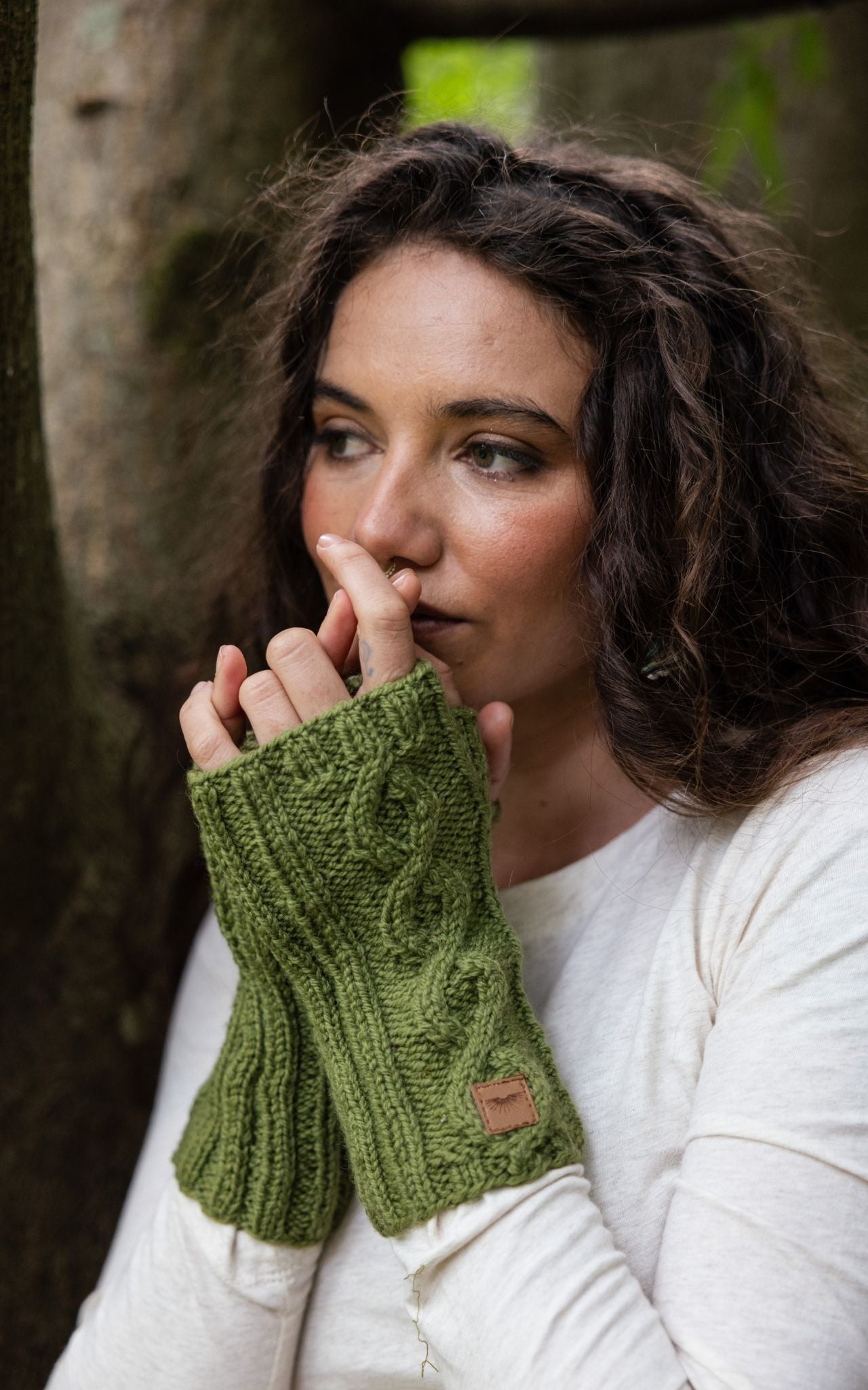 Surya Australia Ethical Merino Wool Arm Warmers made in Nepal - Green