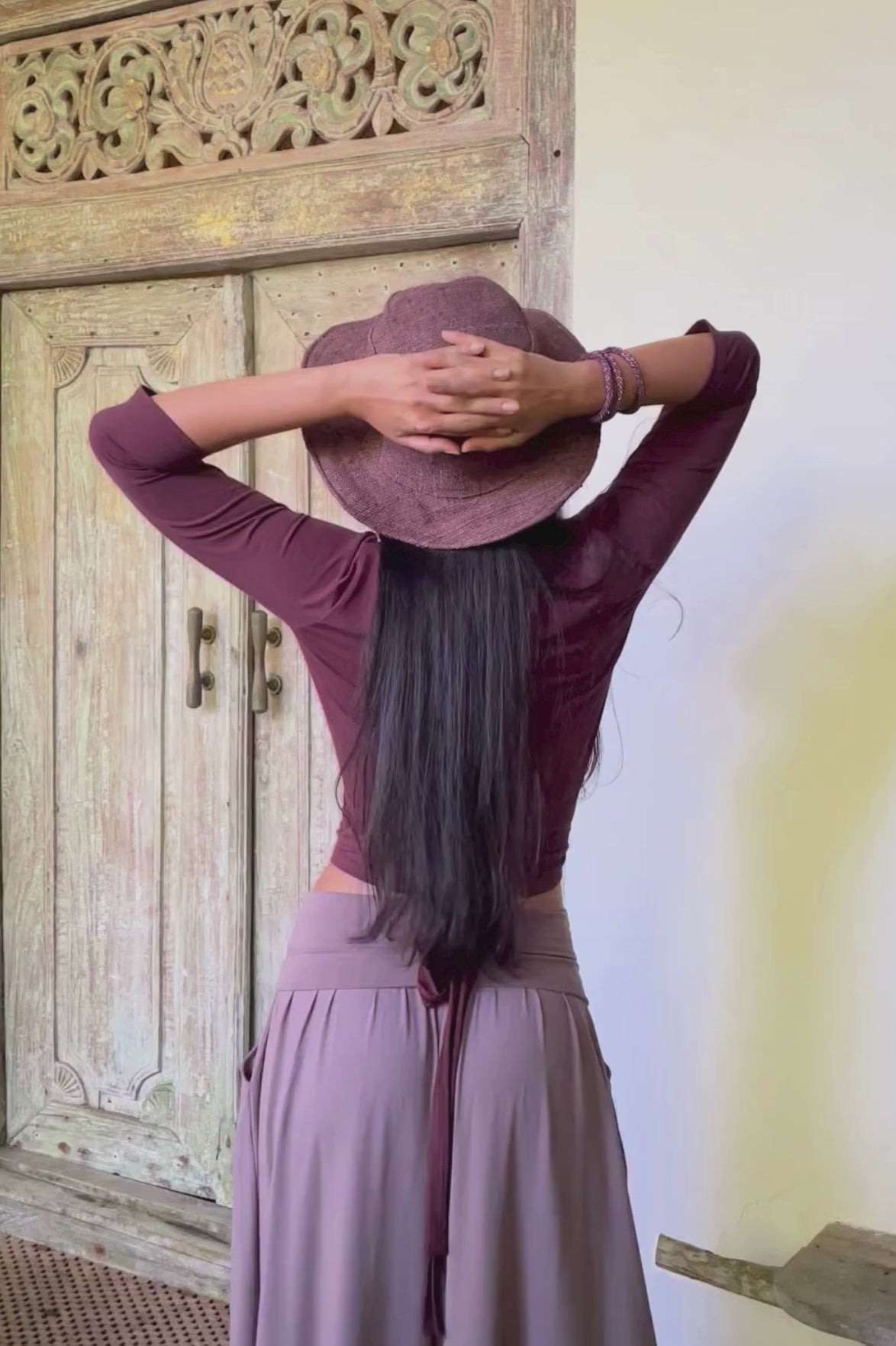 Organic Hemp Hat for women - video detail