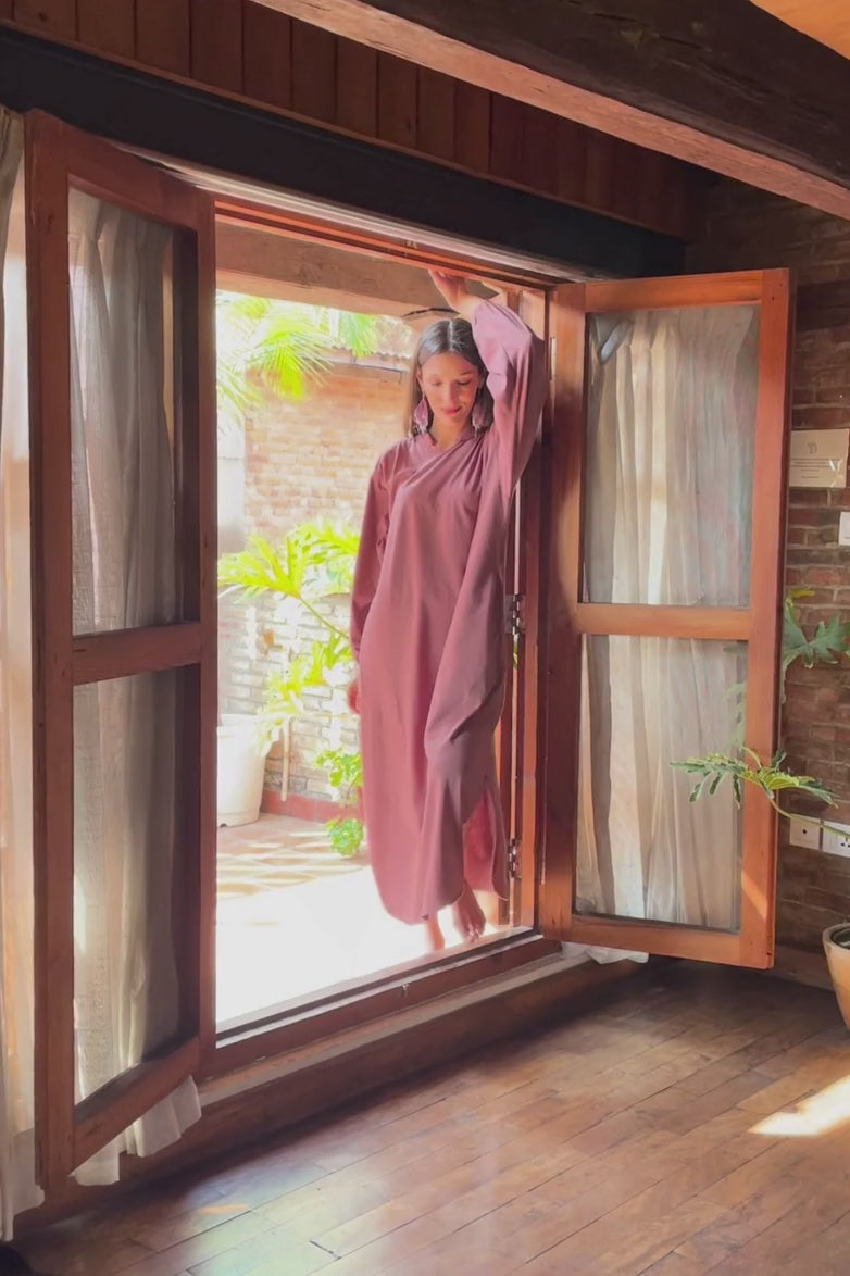 Organic Cotton Long Sleeve Kaftan - video detail in Kathmandu