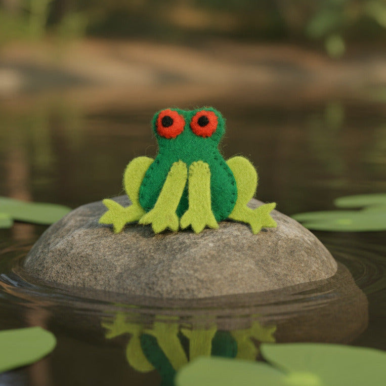 Surya Wool Felt Finger Puppets from Nepal - Frog