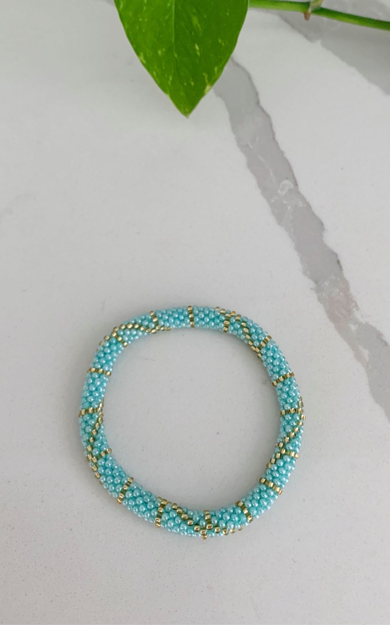 Surya Australia Rolling Beaded Bracelet made in Nepal - Eisce